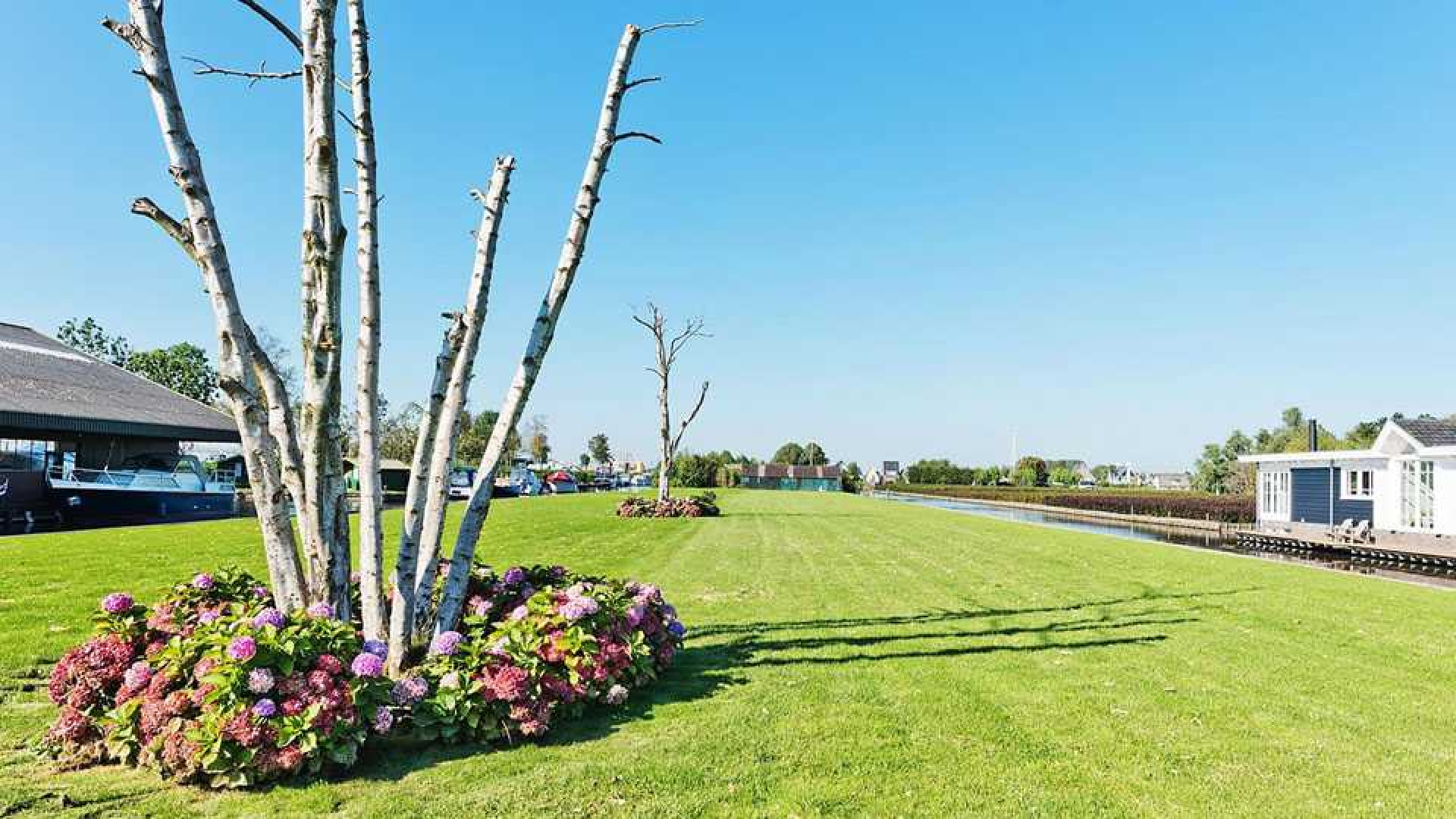 Gerard Joling stunt met vraagprijs van zijn villa. Zie foto's 7