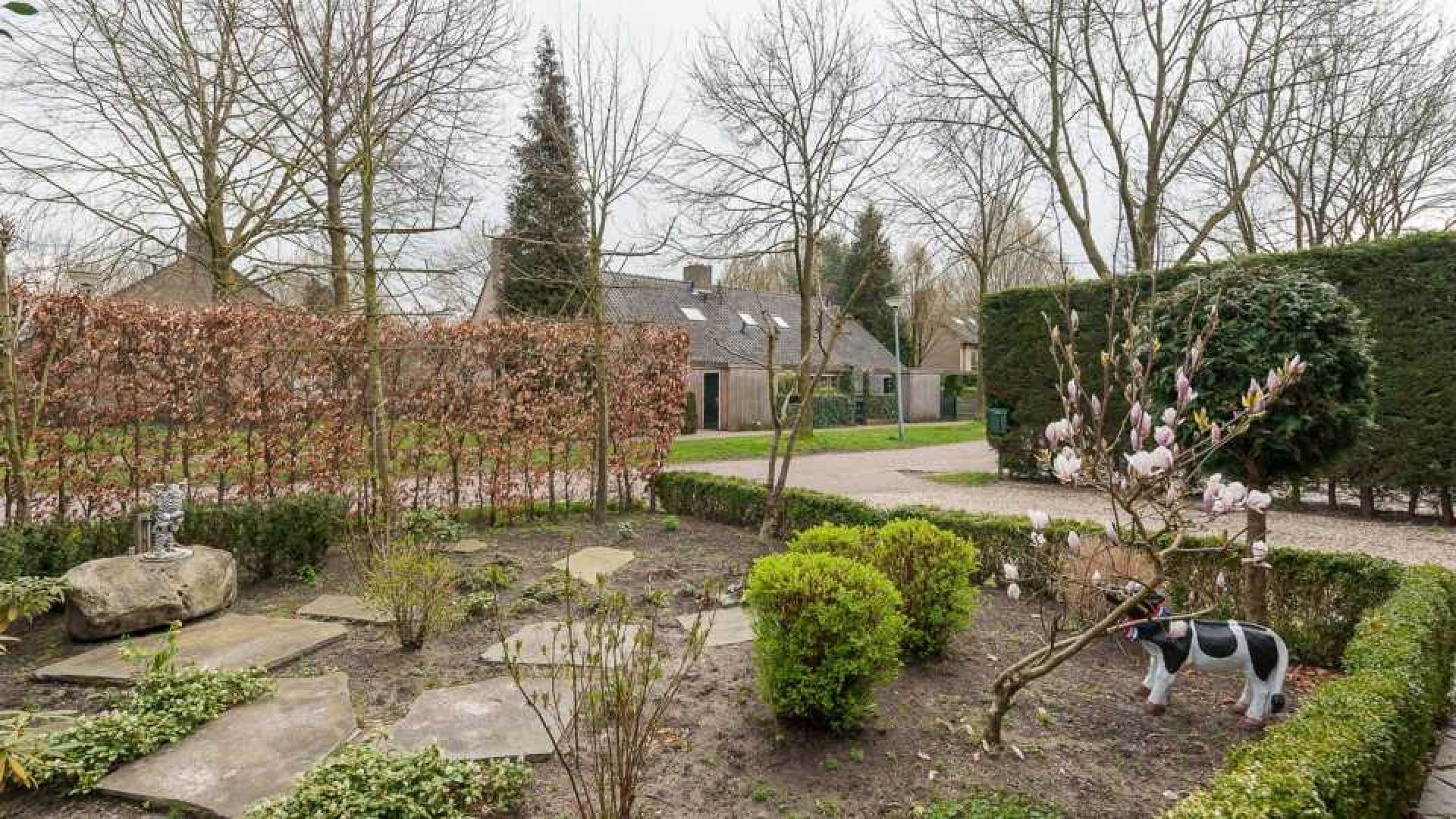 Anita Witzier verkoopt haar Gooise woning met verlies! Zie foto's 15