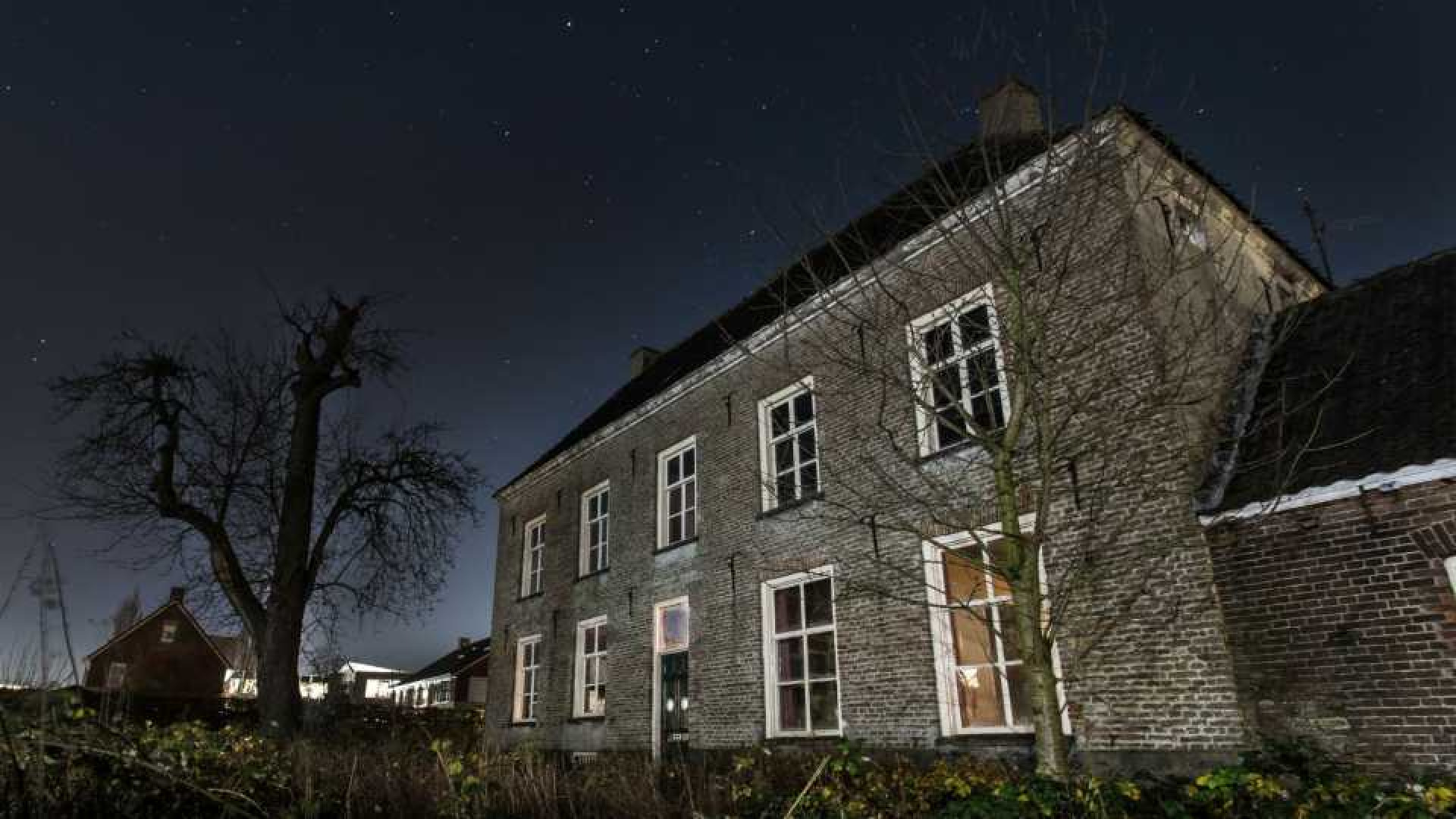 Spookhuis Johan Vlemmix eindelijk verkocht. Zie foto's