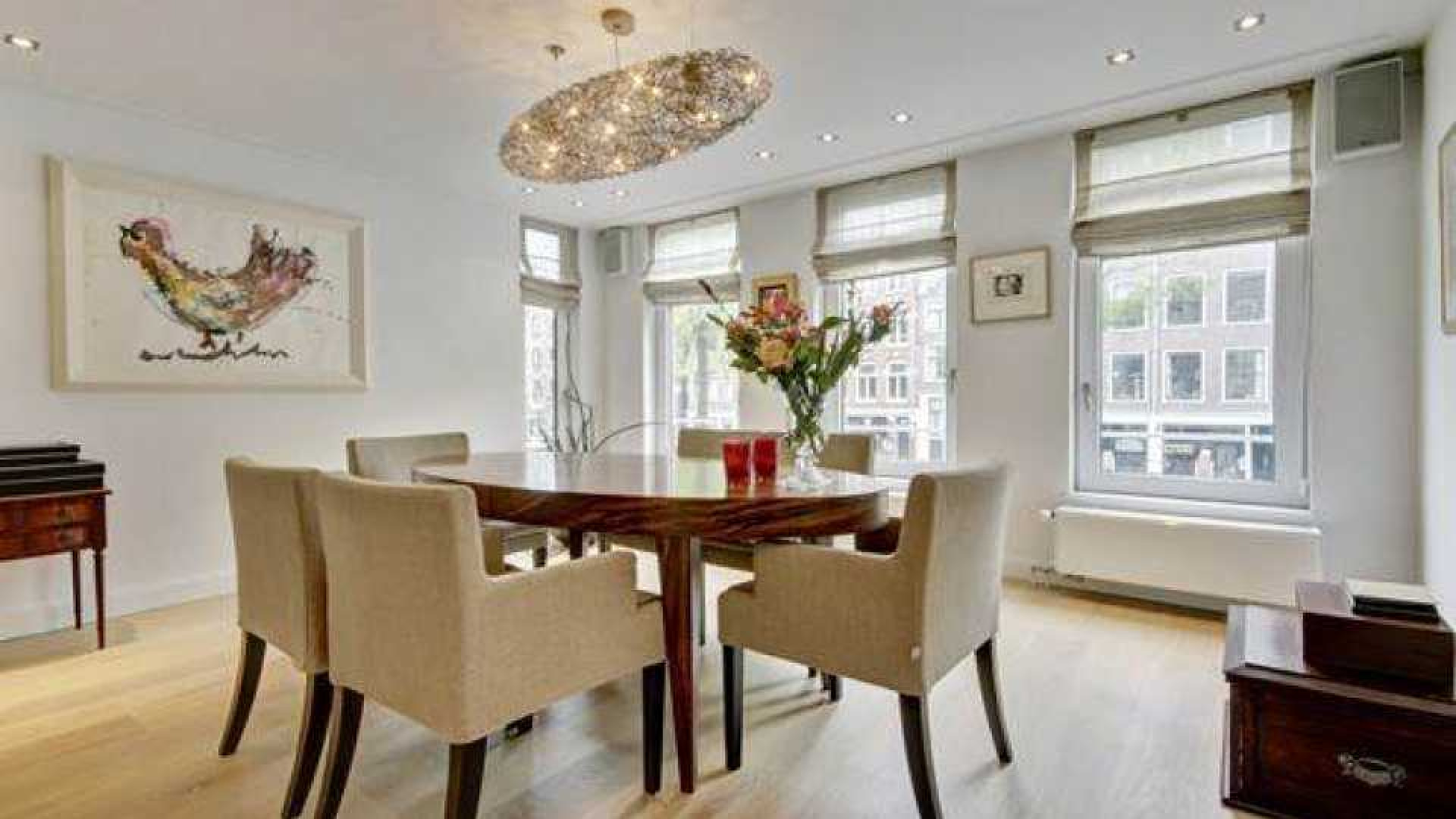 Cor Bakker koopt samen met vriendin miljoenen appartement aan Amsterdamse gracht. Zie foto's 8