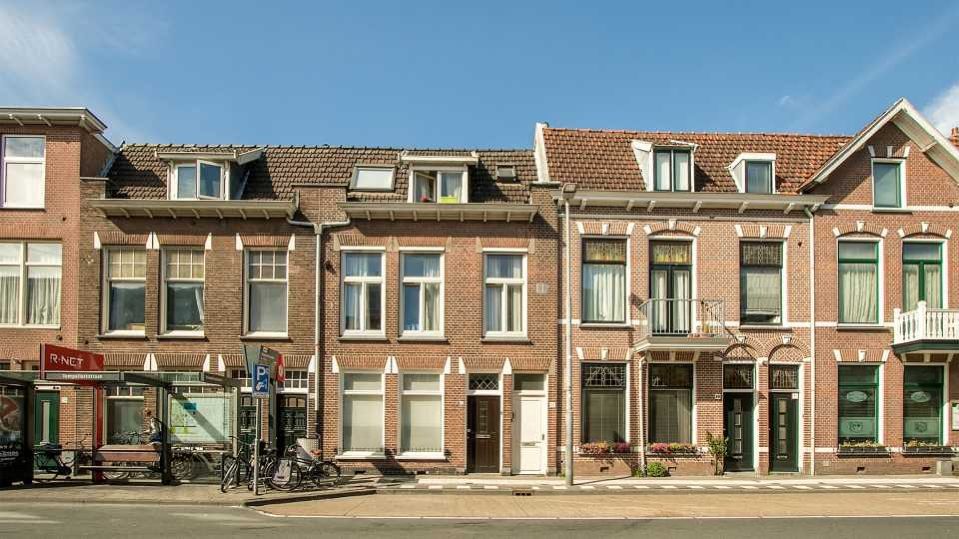 Oud Idols winnaar Boris haalt zijn huis uit de verkoop. Zie foto's 1