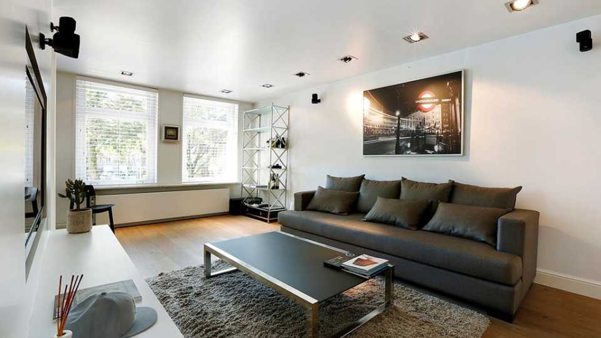 Marvin Breukhoven zoekt huurder voor zijn luxe driekamer appartement in Amsterdam Zuid. Zie foto's 3