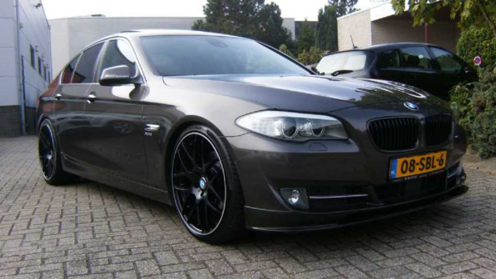 Vette BMW van Patricia Paay te koop. Zie foto's 2