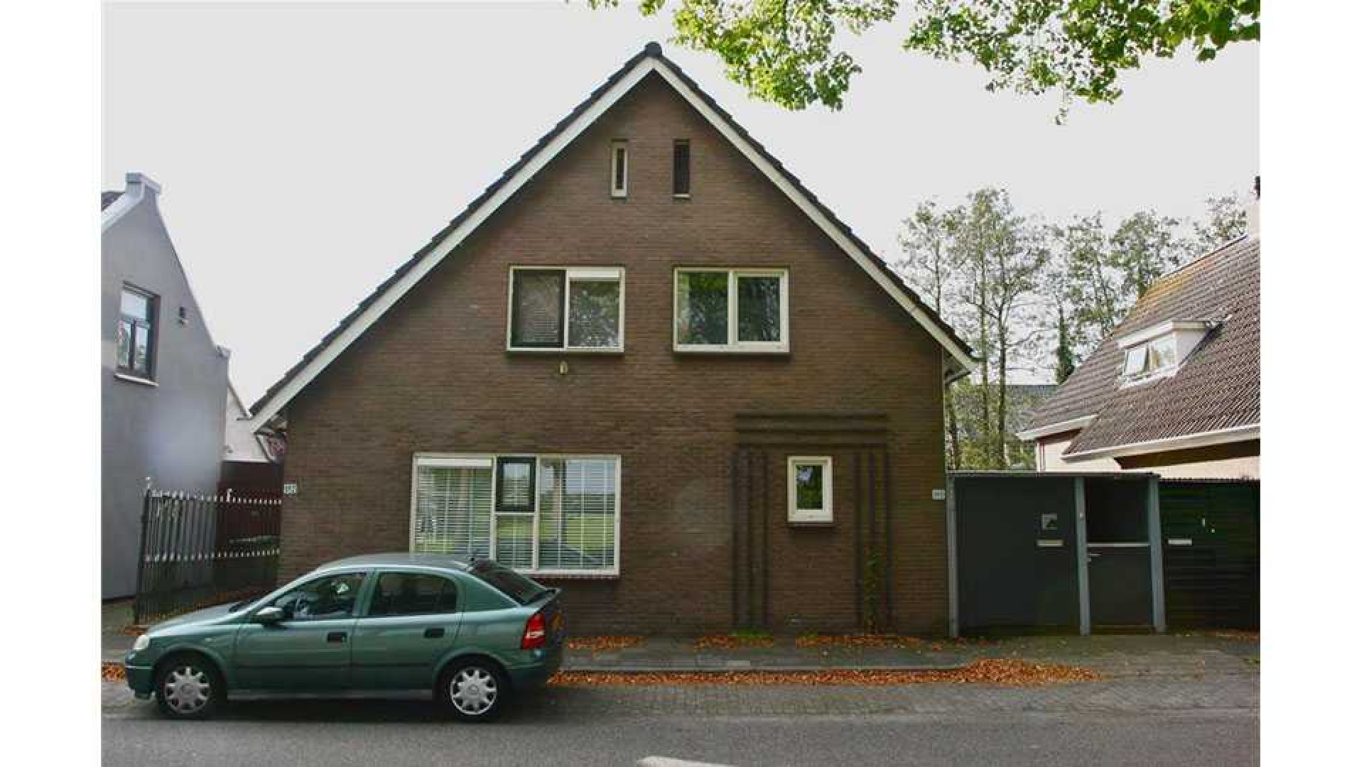 RTL presentatrice Myrna Goossen koopt twee onder een kapwoning . Zie foto's 2