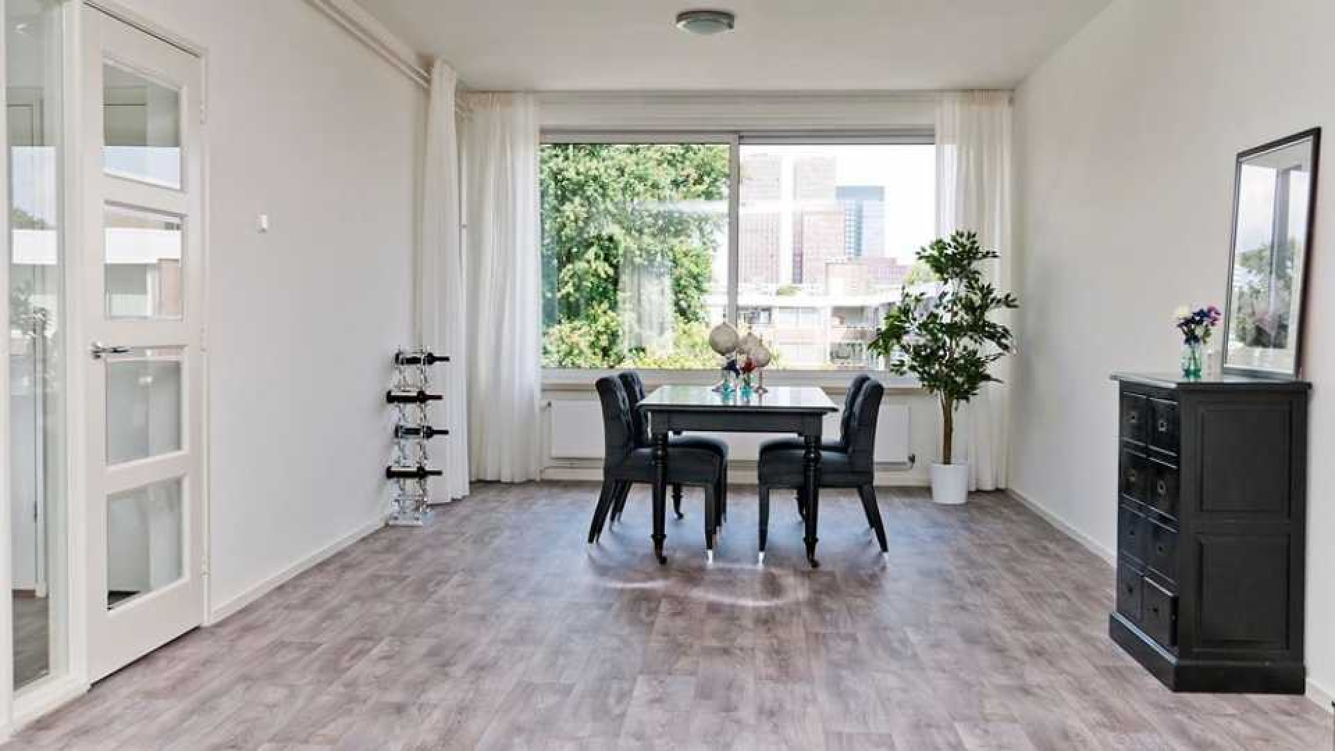 Loretta Schrijver koopt een appartement in Amsterdam. Zie foto's 4