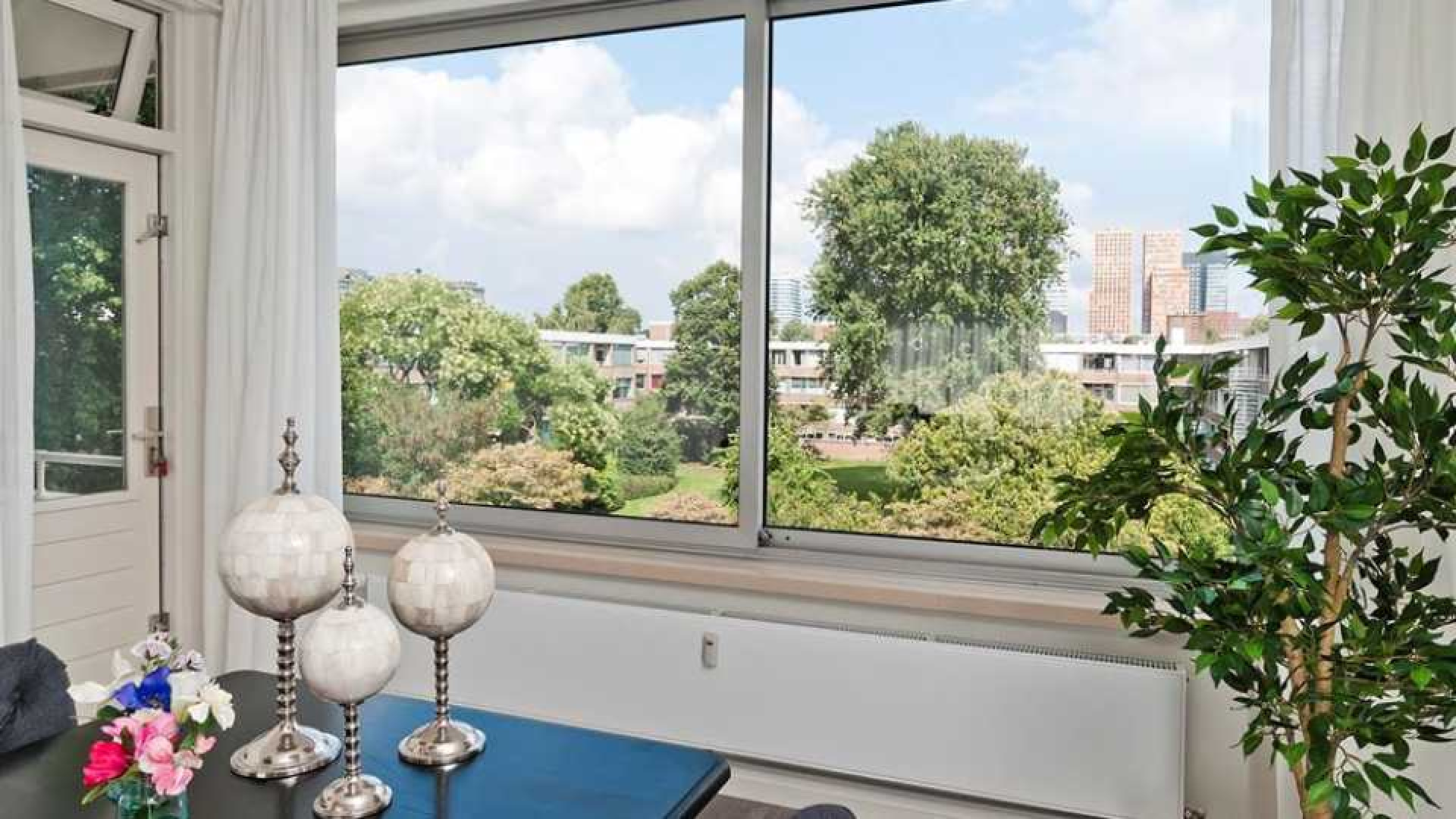 Loretta Schrijver koopt een appartement in Amsterdam. Zie foto's 7