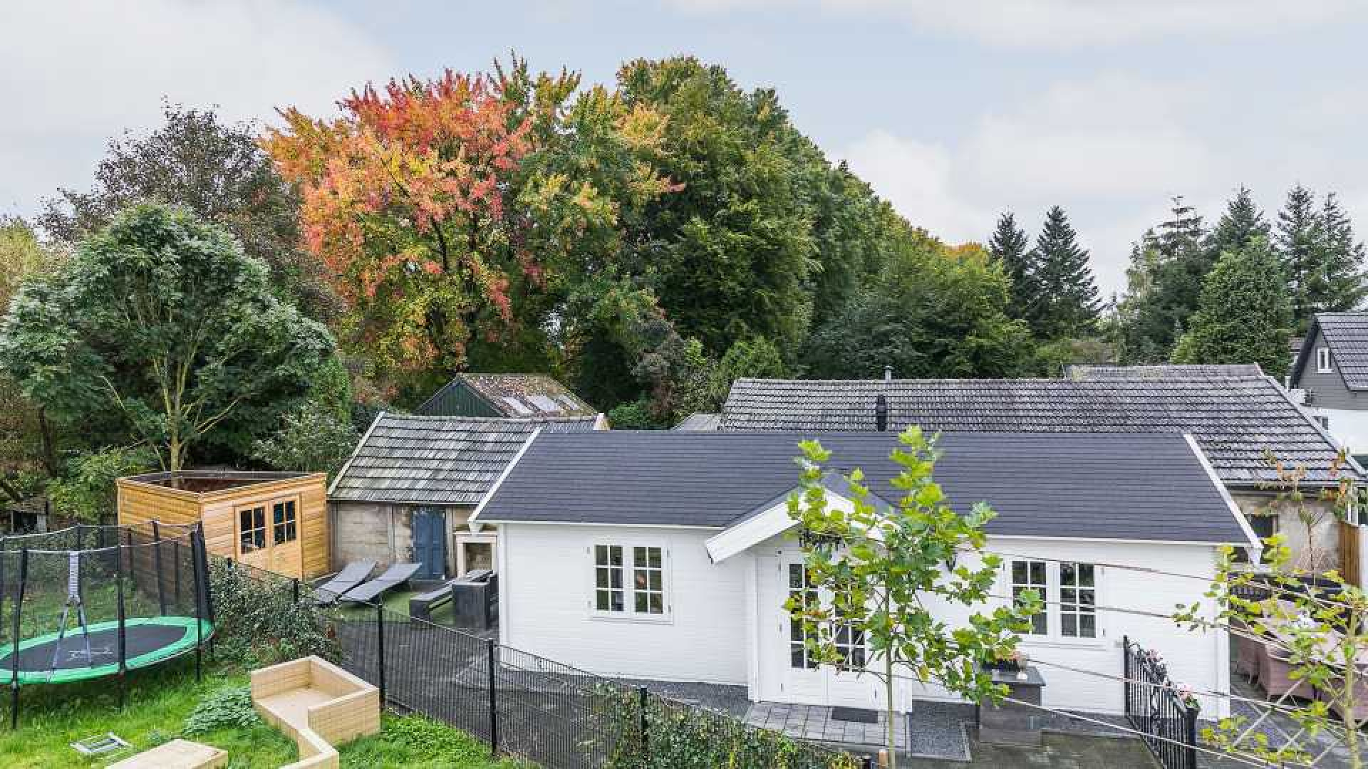 Andy en Melisa verkopen hun huis met een mooie winst. Zie foto's 17