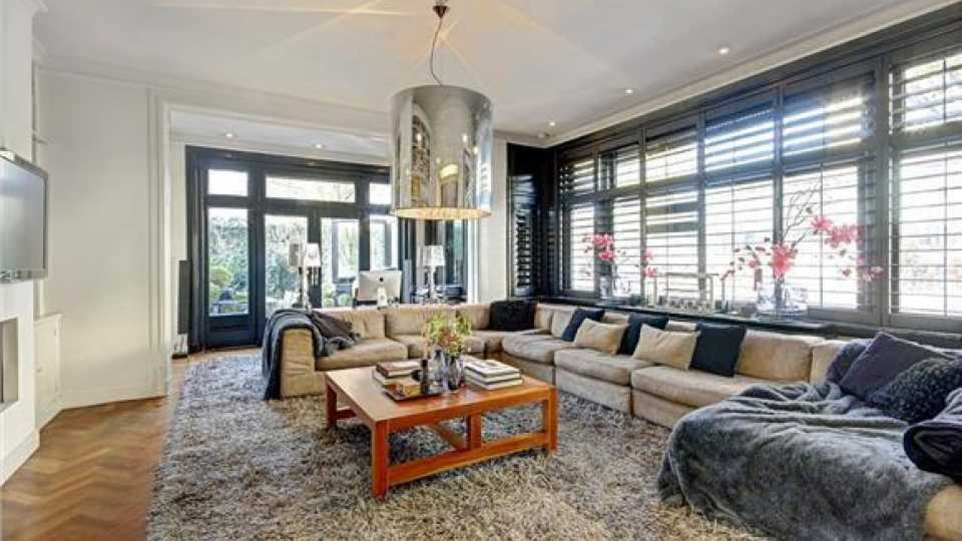Frank Rijkaard koopt miljoenen villa in Amsterdam Zuid. Zie foto's 4