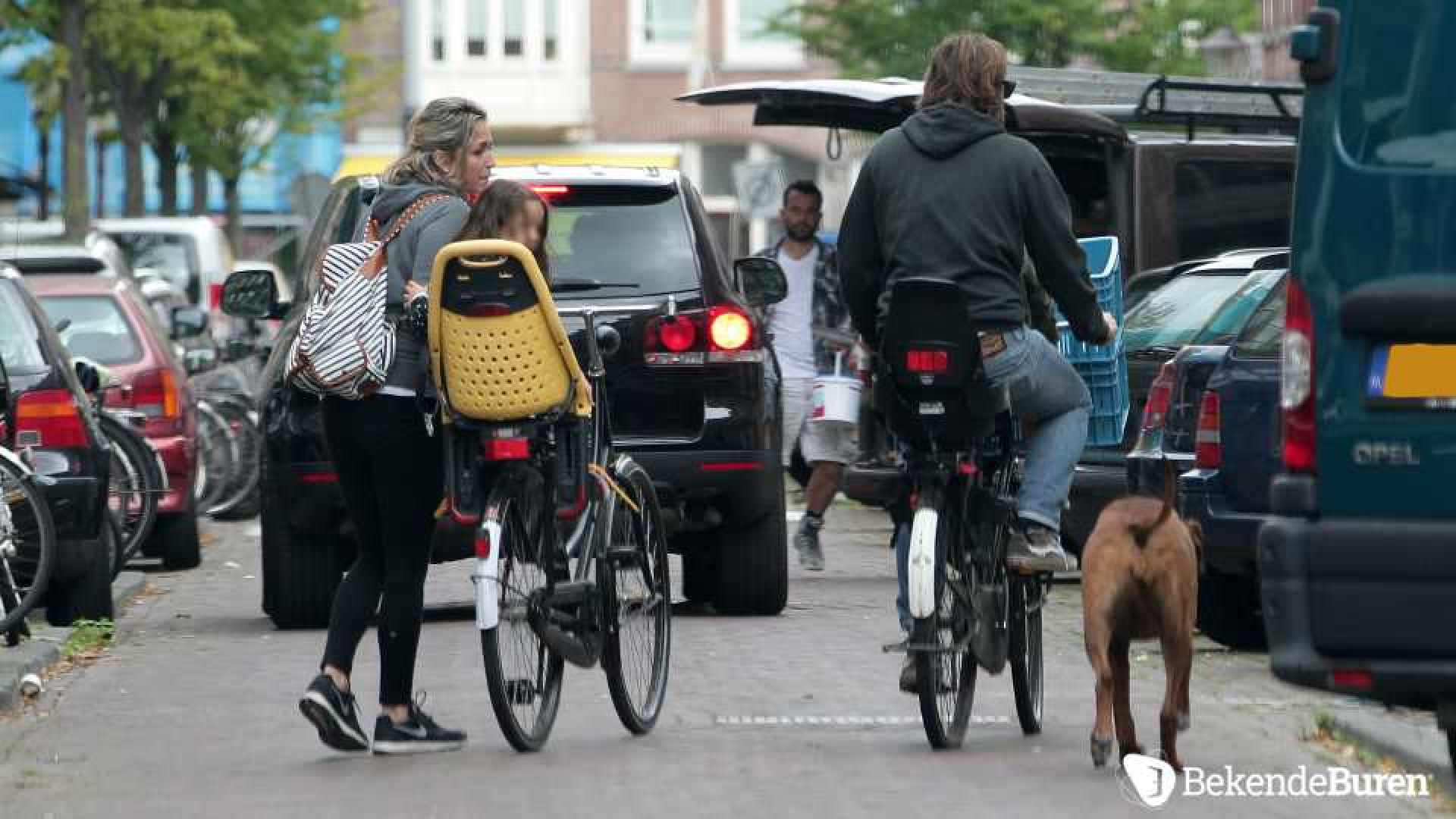 De laatste loodjes voor hoogzwangere Do. Zie exclusieve foto's