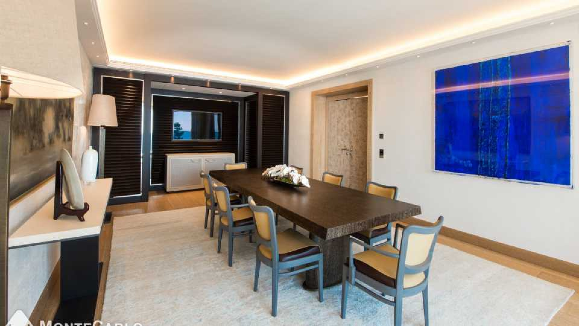 Dit droomappartement huurt Tatjana in Monaco. Zie foto's 9