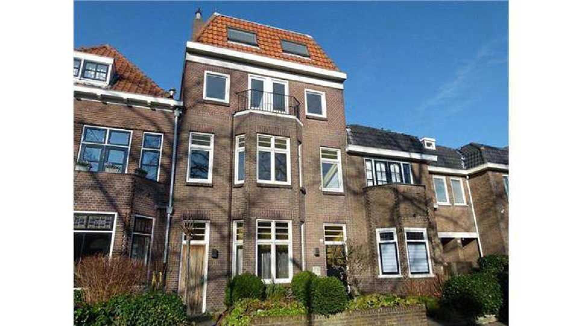 Guus Meeuwis koopt herenhuis in Tilburg. Zie foto's