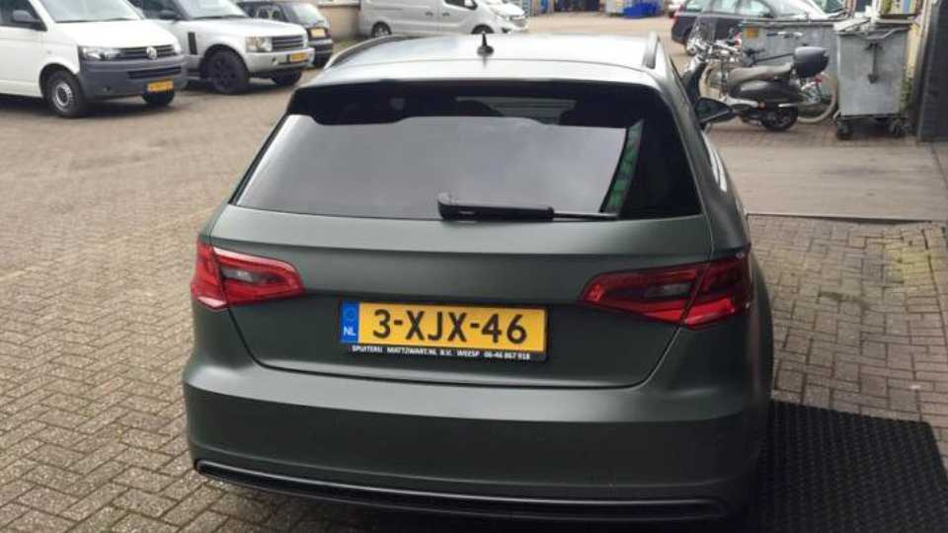 Fajah Lourens zet haar Audi A3 te koop. Zie foto's 5