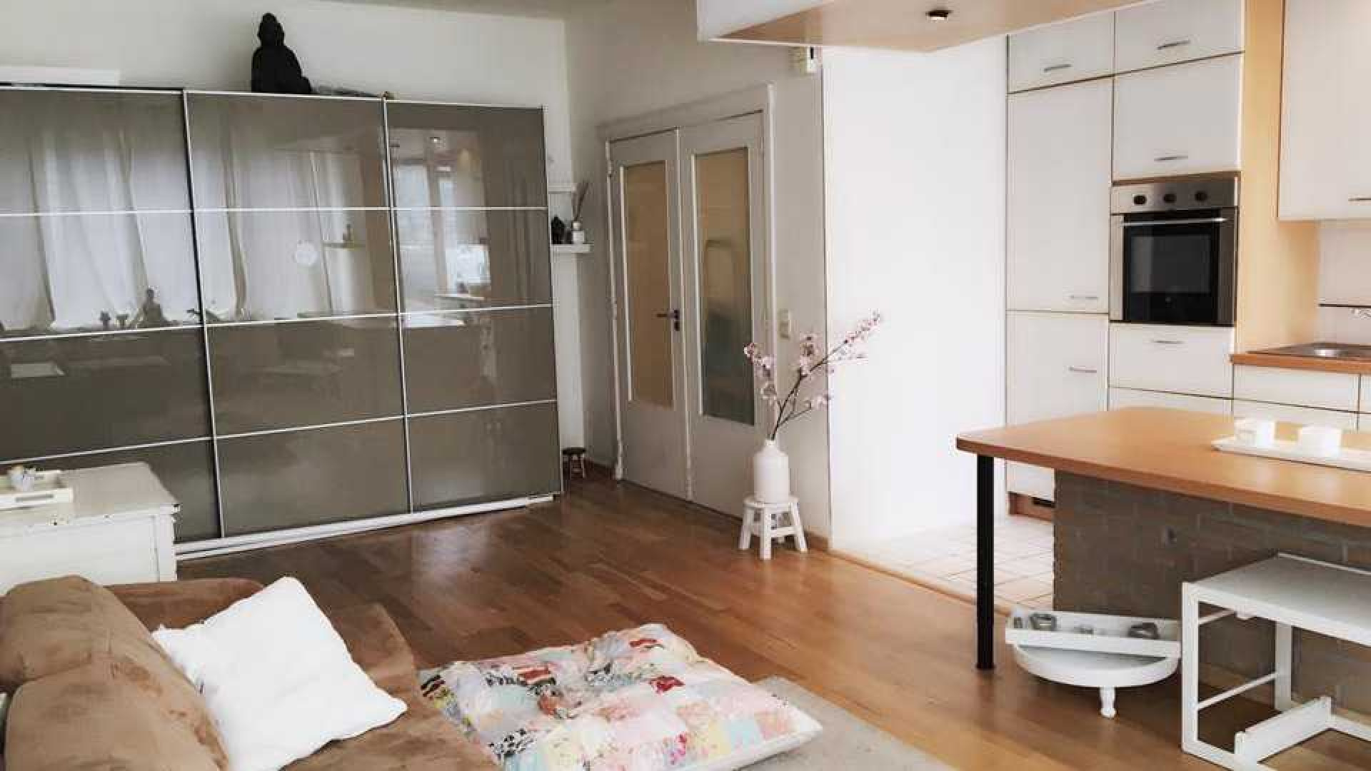 Vriendin Martijn Krabbe zet haar appartement in Belgie te koop. Zie foto's 7