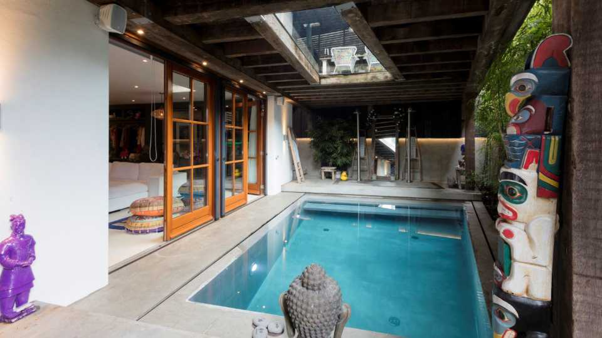 Patty Brard verkoopt haar villa met forse winst. Zie foto's