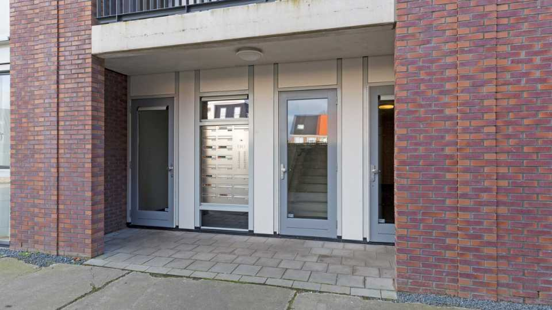 Dave Roelvink koopt eigen appartement in Landsmeer. Zie foto's