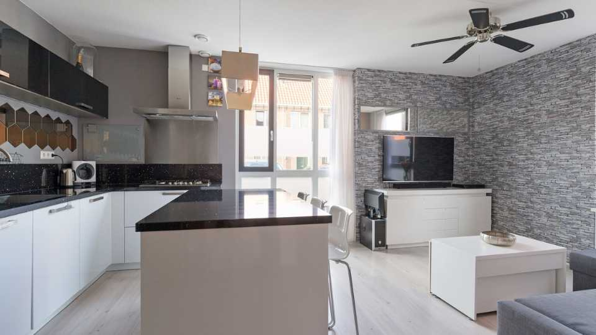 Dave Roelvink koopt eigen appartement in Landsmeer. Zie foto's 4