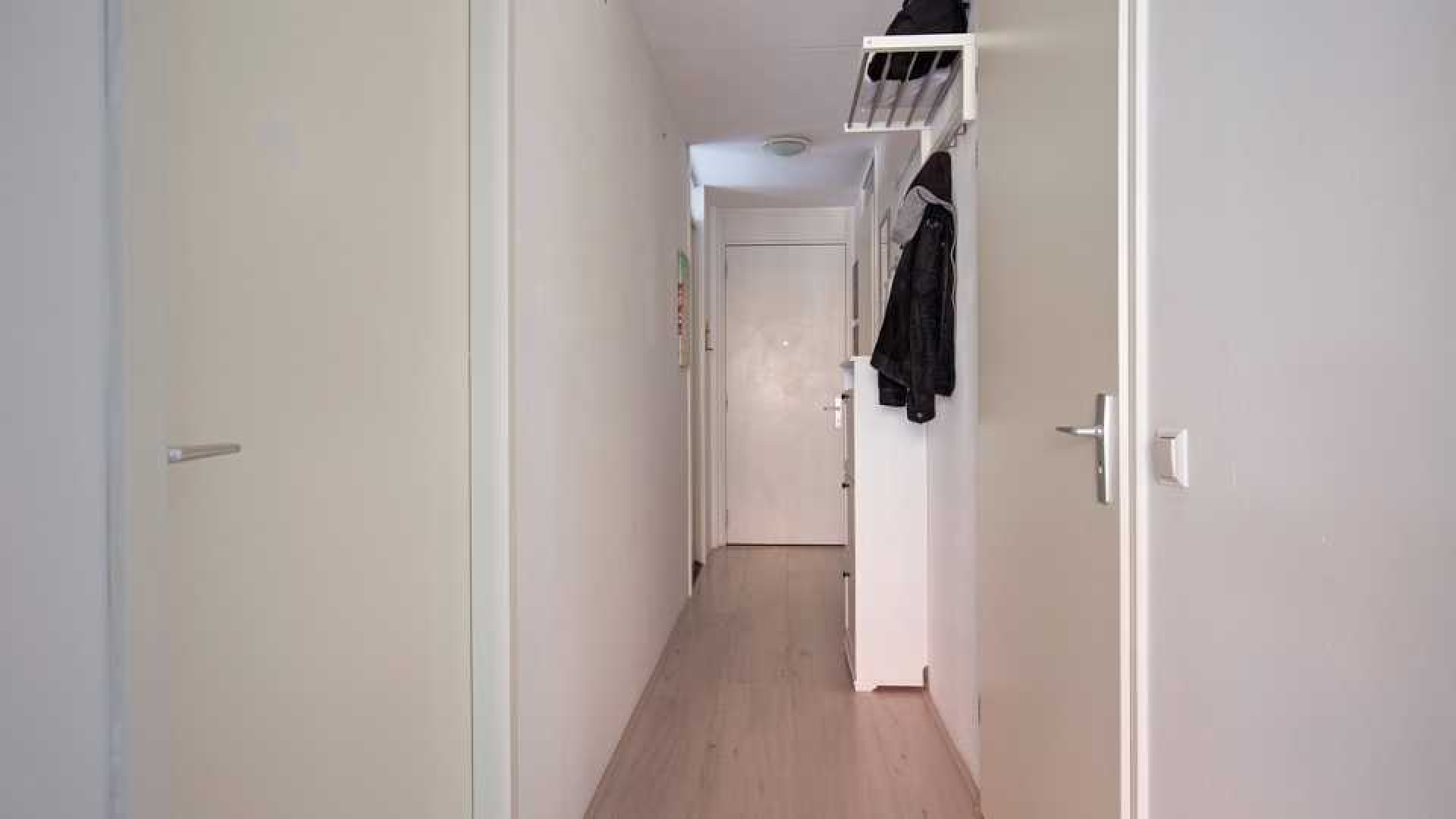 Dave Roelvink koopt eigen appartement in Landsmeer. Zie foto's