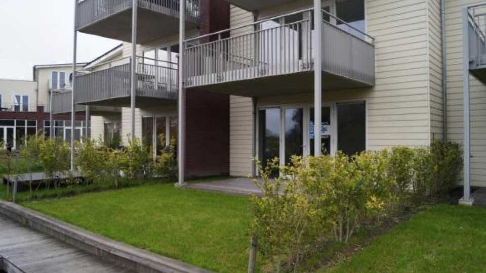 Rachel Hazes zet haar appartement aan de Vinkeveense Plassen te huur. Zie foto's 9