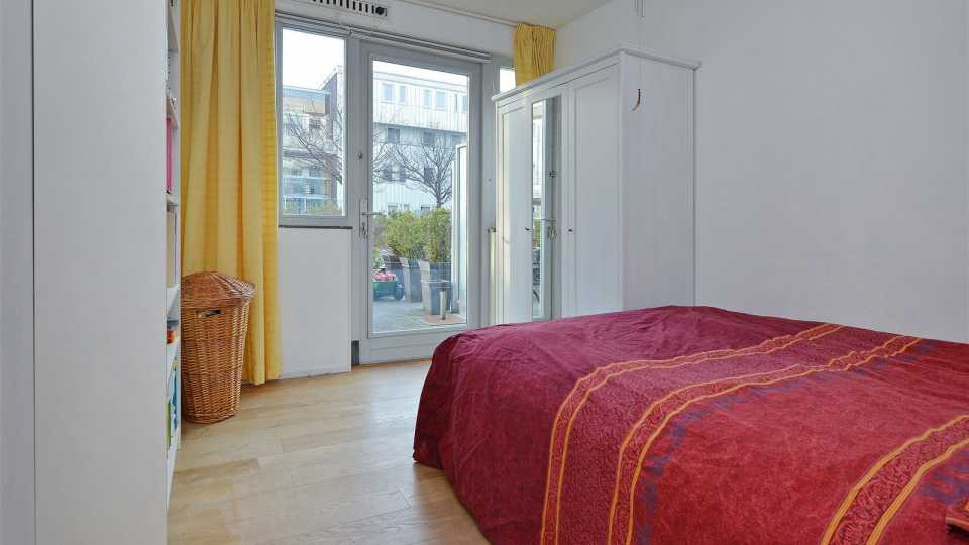 Renee Soutendijk koopt zeer luxe vierkamer appartement in Amsterdam Buitenveldert. Zie foto's 10