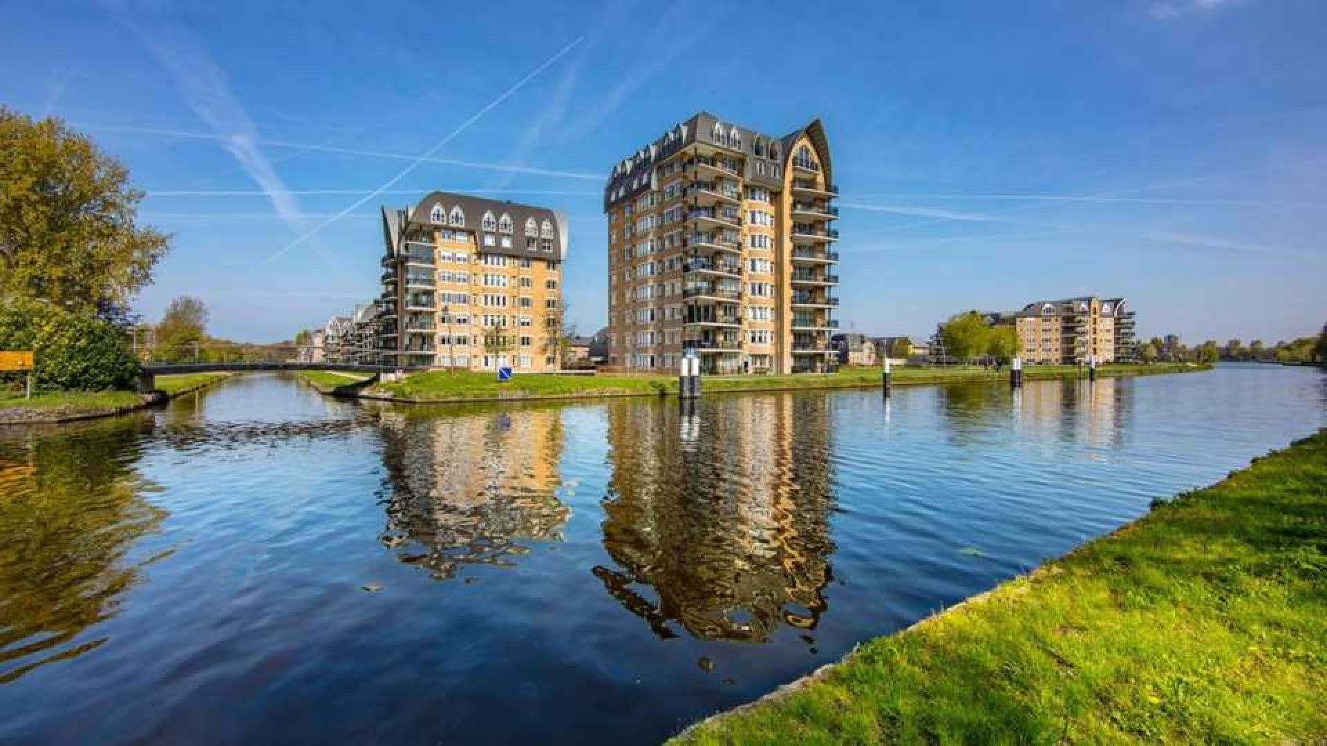 Dochter Poetin haalt penthouse uit de verkoop. Zie foto's 1