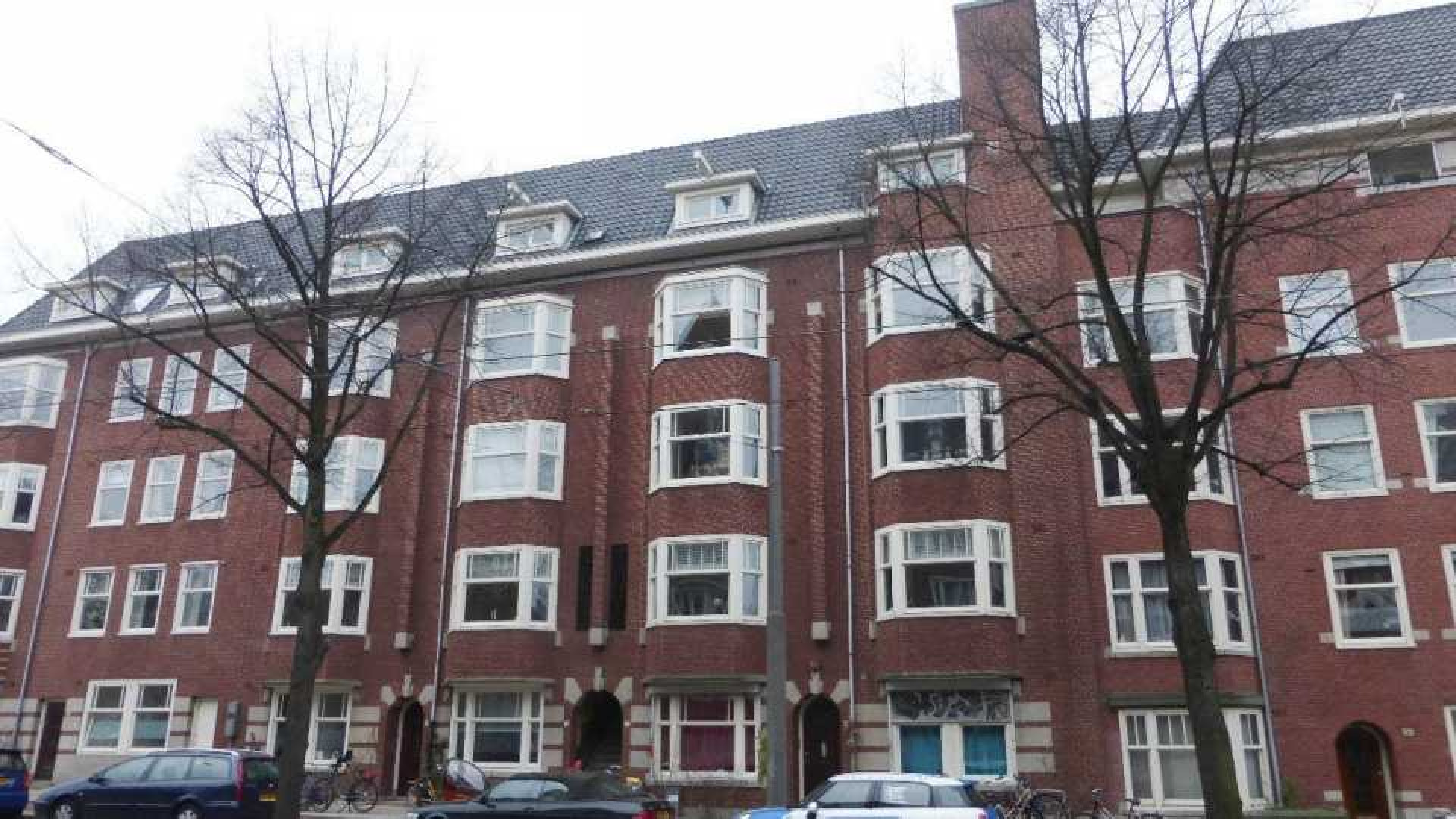 PSV voetballer Siem de Jong zet zijn appartement in Amsterdam Oud Zuid te huur. Zie foto's 1