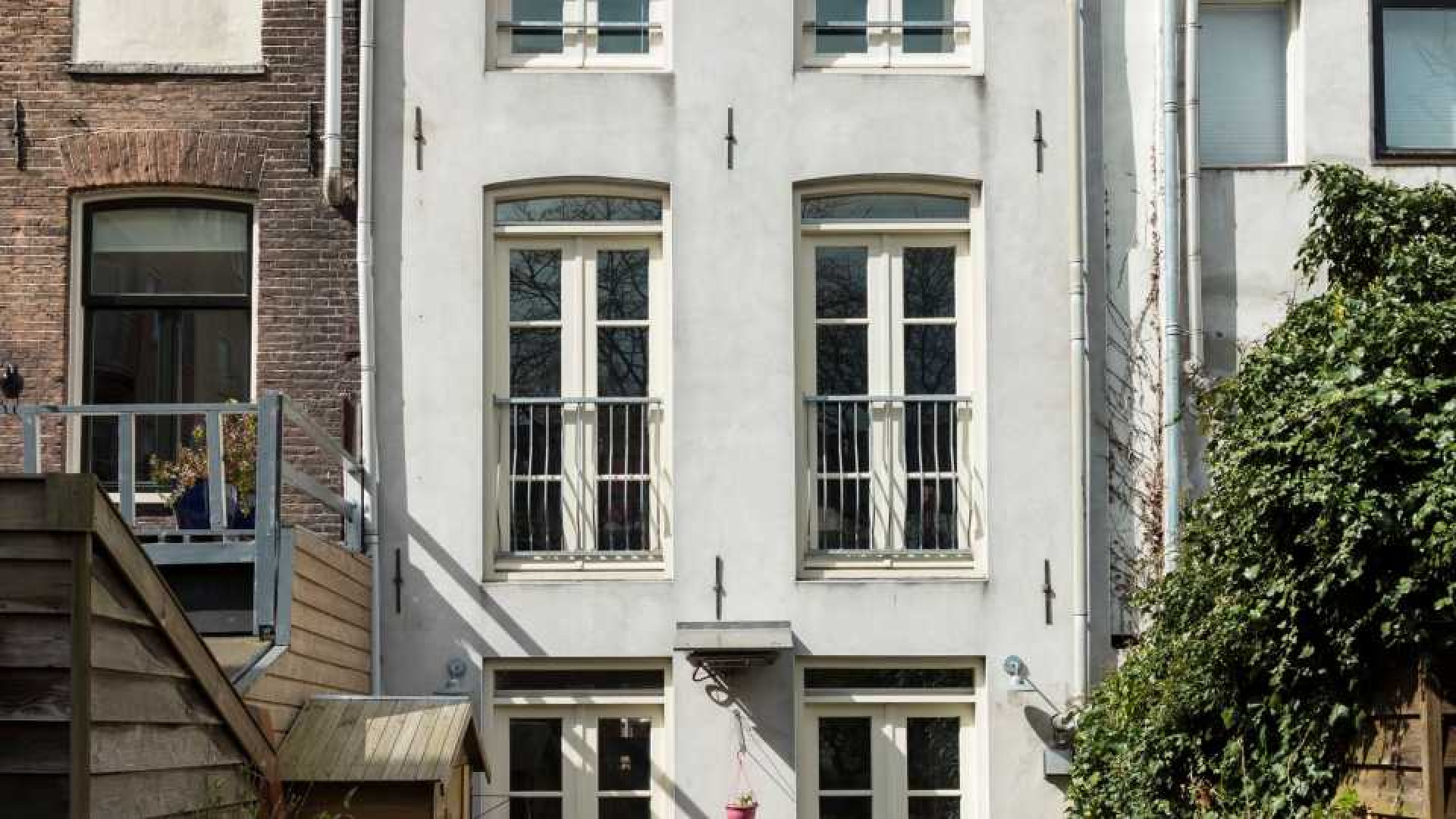 Rob Oudkerk haalt zijn scheidingshuis uit de verkoop. Zie foto's 18