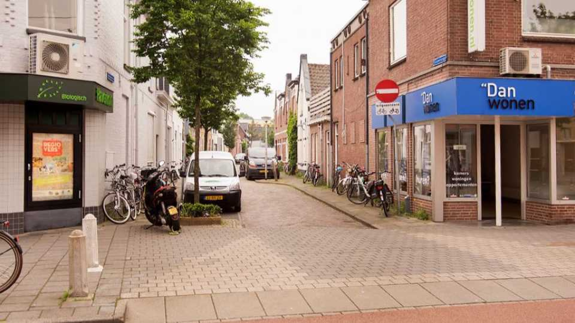 Wietze de Jager is met zijn gezin naar deze woning verhuisd. Zie foto's 15