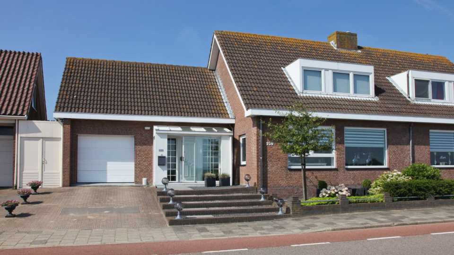 Ondanks negatieve publiciteit veel belangstelling voor huis van Patricia Paay. Zie foto's 1