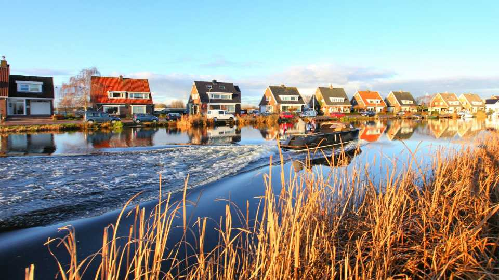 Belastingdenst legt beslag op woning van Patricia Paay. Zie foto's 12