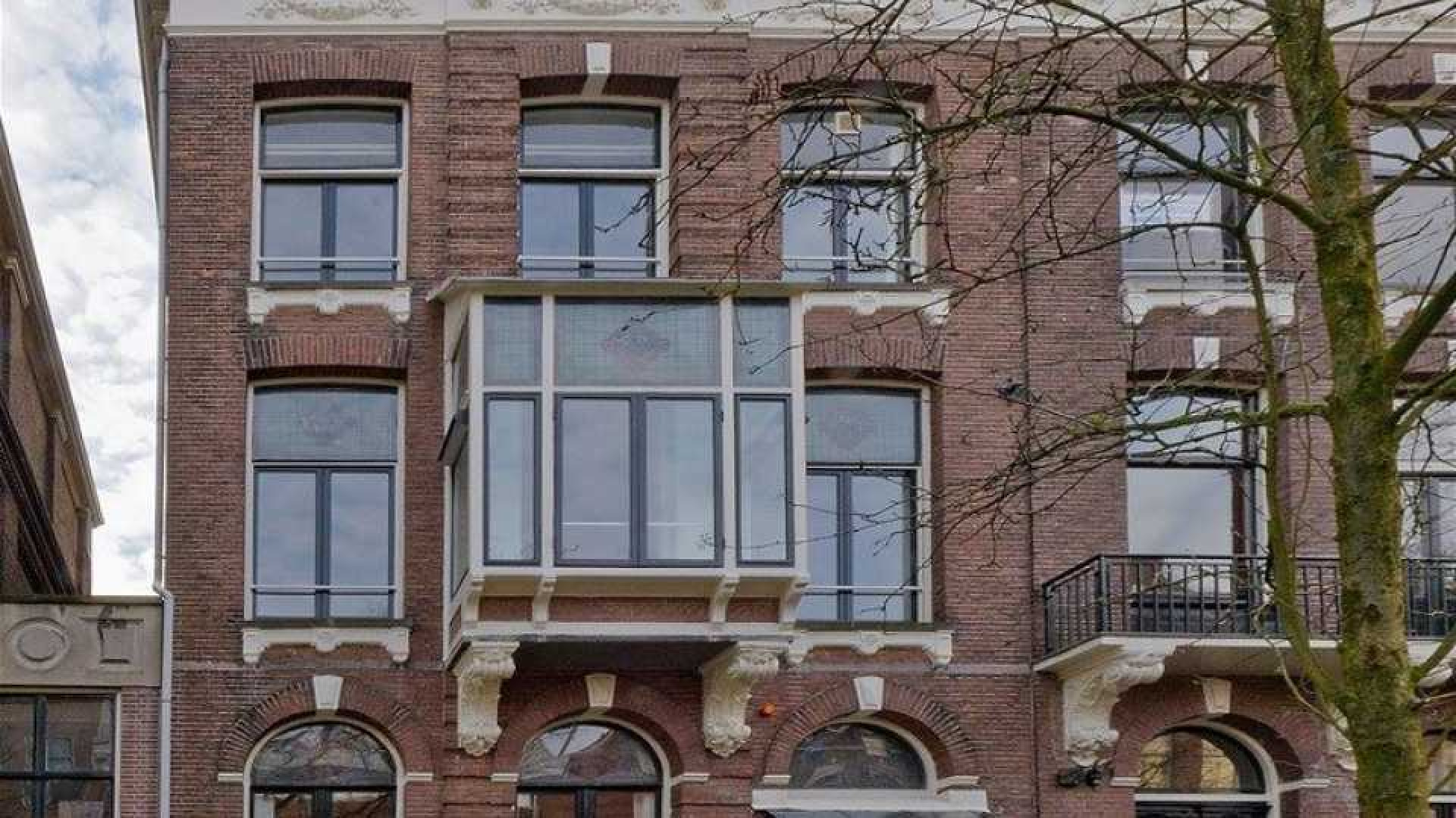 Zanger Dotan koopt miljoenenappartement in Amsterdam Zuid. Zie foto's