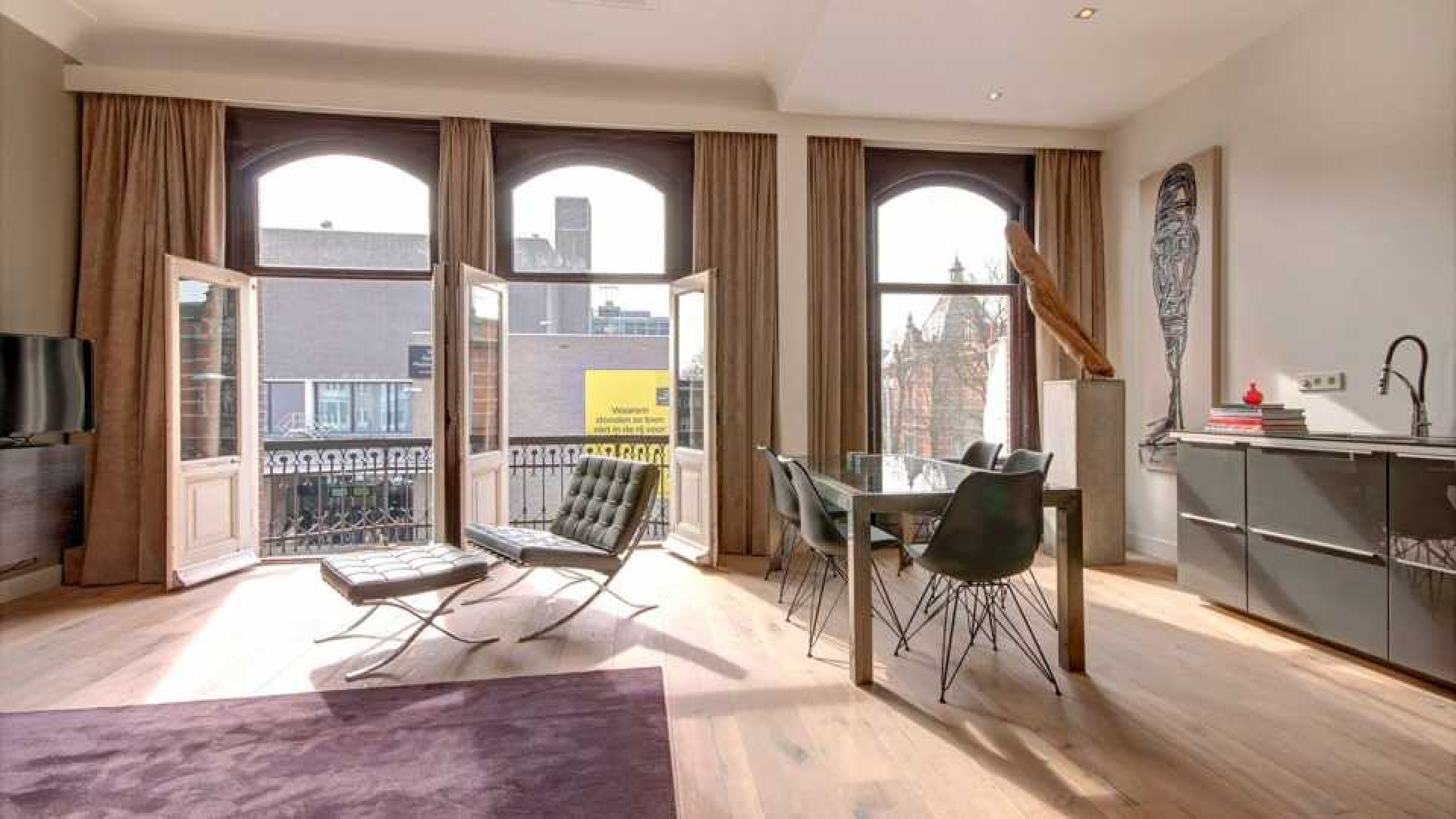 Binnenkijken in het nieuwe appartement van Gordon. Zie foto's 3
