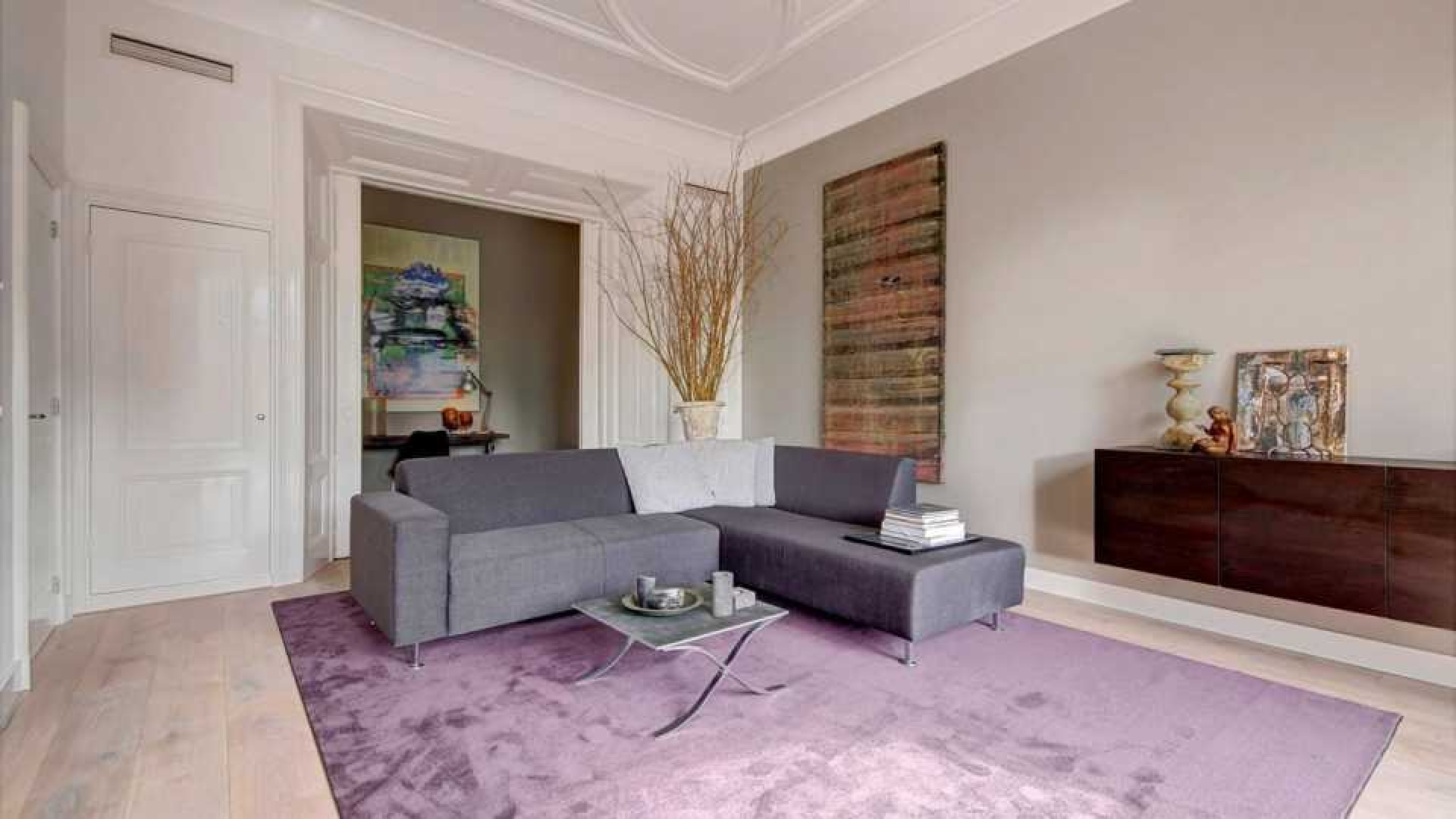 Binnenkijken in het nieuwe appartement van Gordon. Zie foto's 8