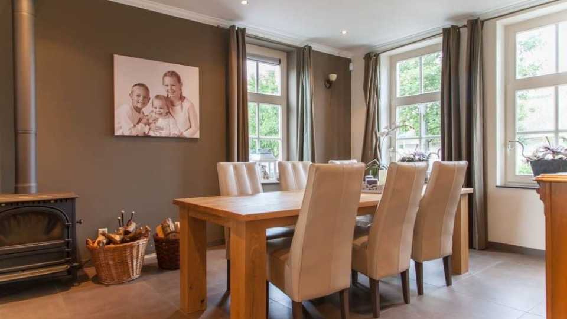 Wereldkampioen kickboksen Rico Verhoeven koopt luxe villa. Zie foto's 9