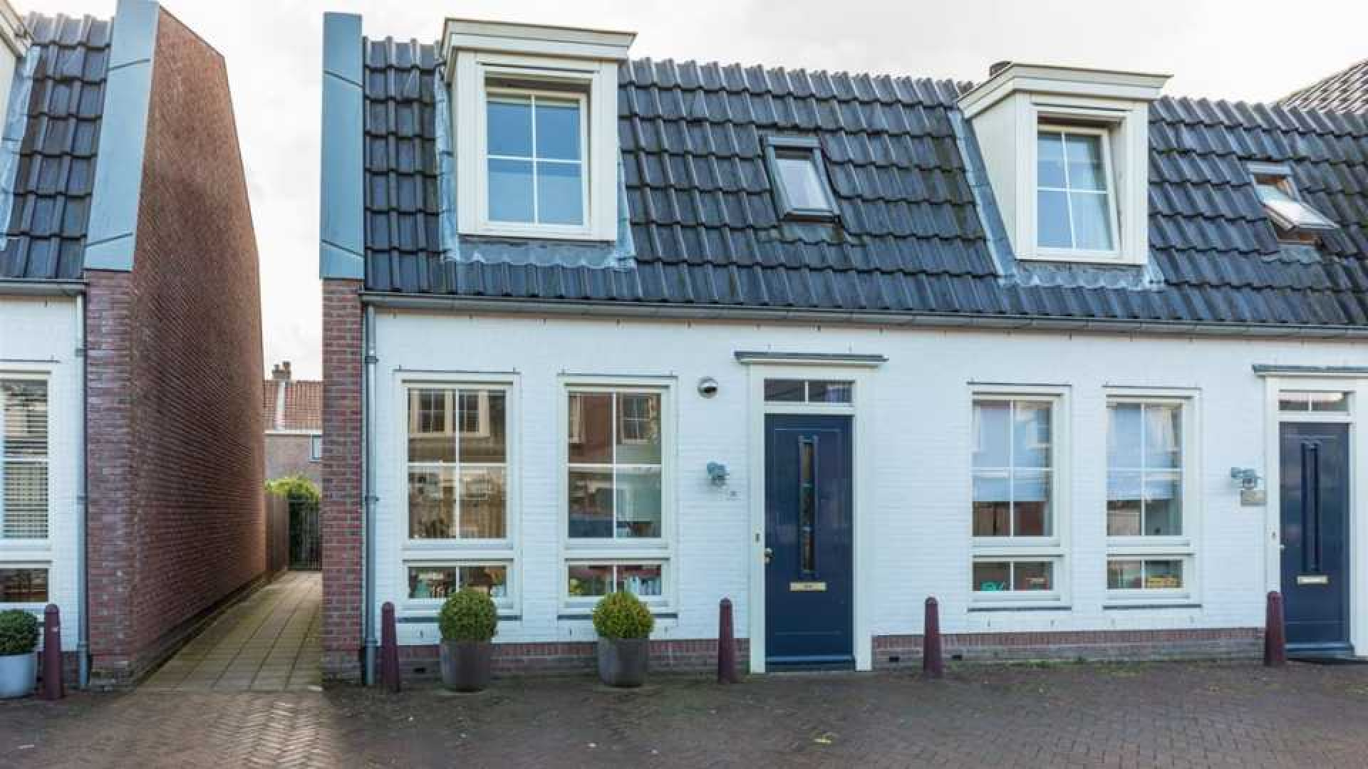 RTL Boulevard presentator Luuk Ikink heeft in recordtijd zijn hofjeswoning verkocht. Zie foto's 1