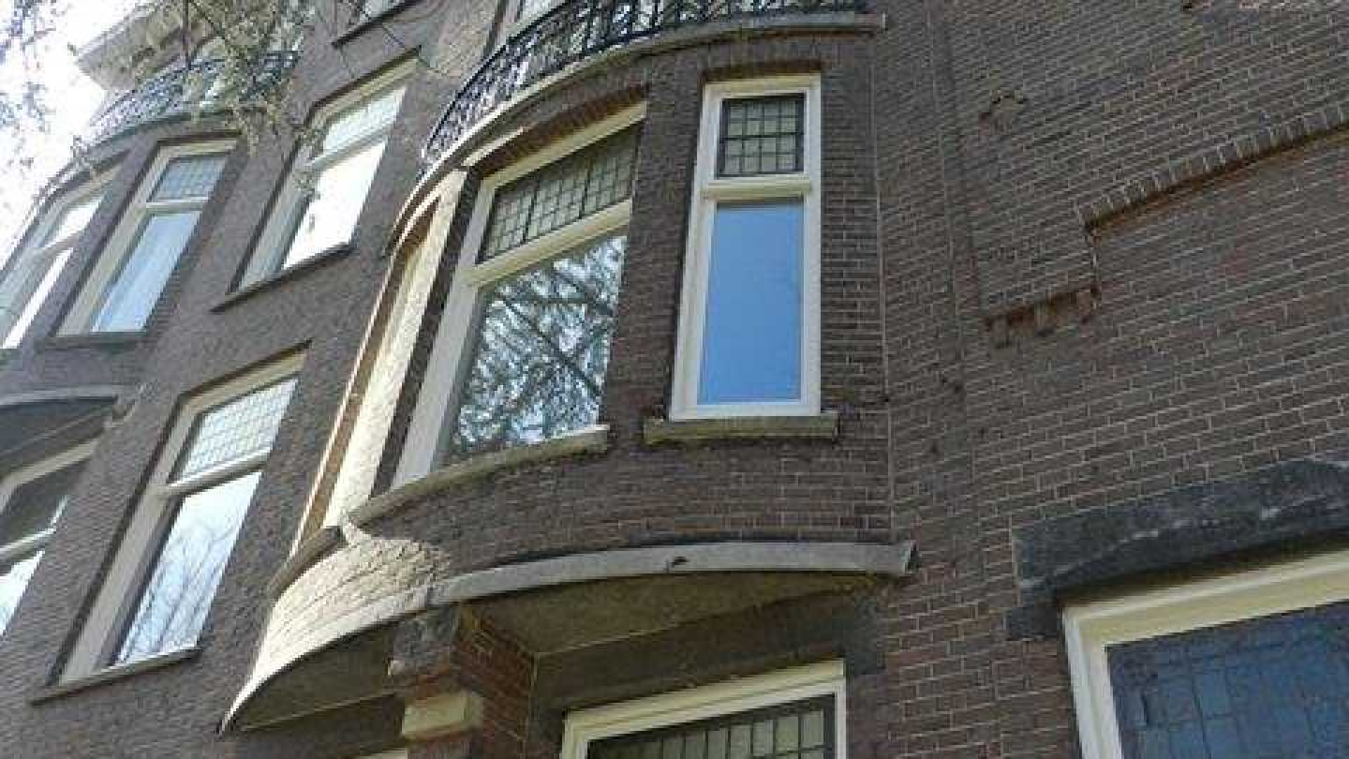 Frank Rijkaard gooit dit luxe appartement weer in de verhuur. Zie foto's 16