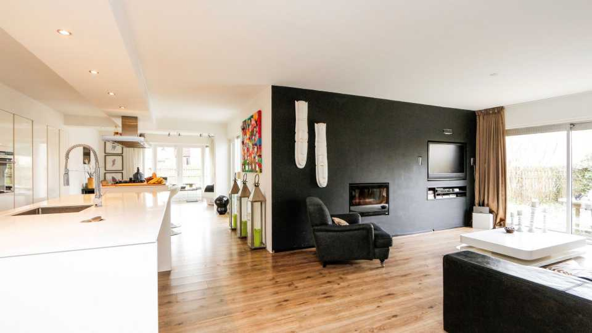 Jordy Breukhoven zet zijn vrijstaande huis in Dordrecht te koop. Zie foto's 5