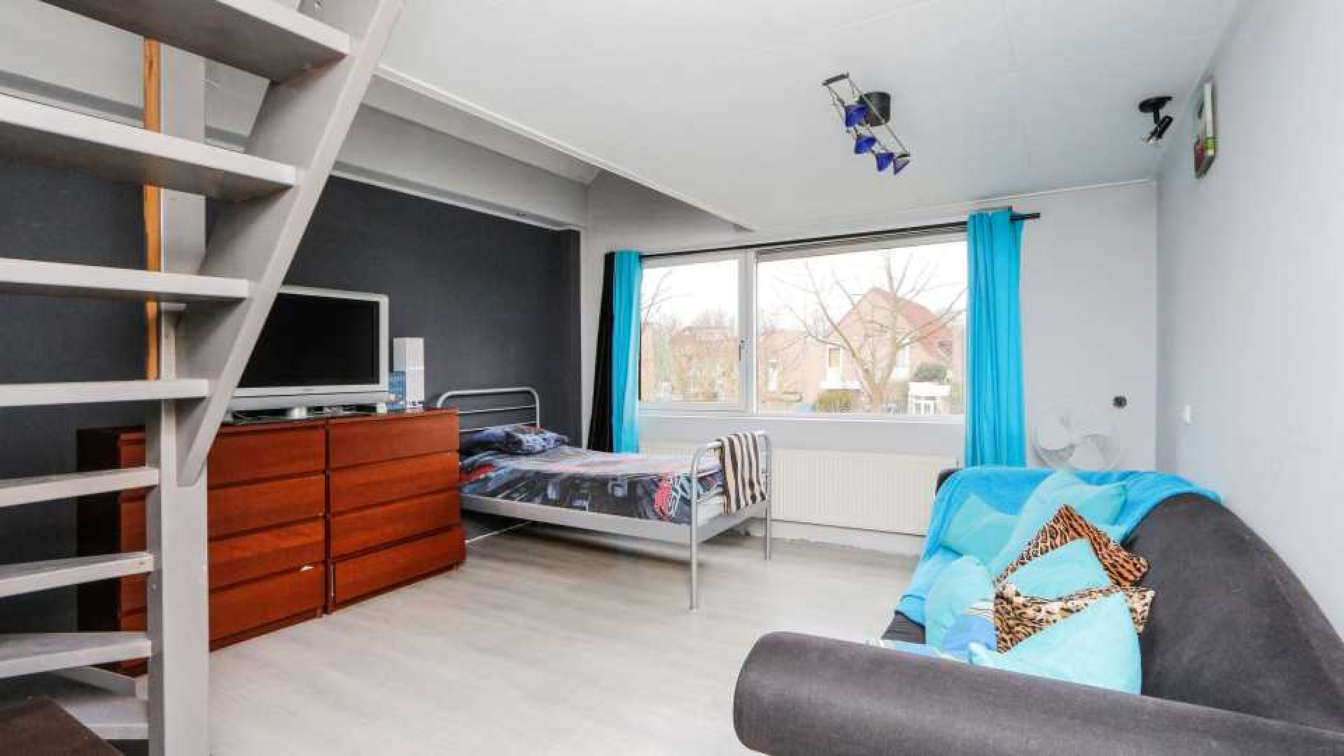 Jordy Breukhoven zet zijn vrijstaande huis in Dordrecht te koop. Zie foto's 14