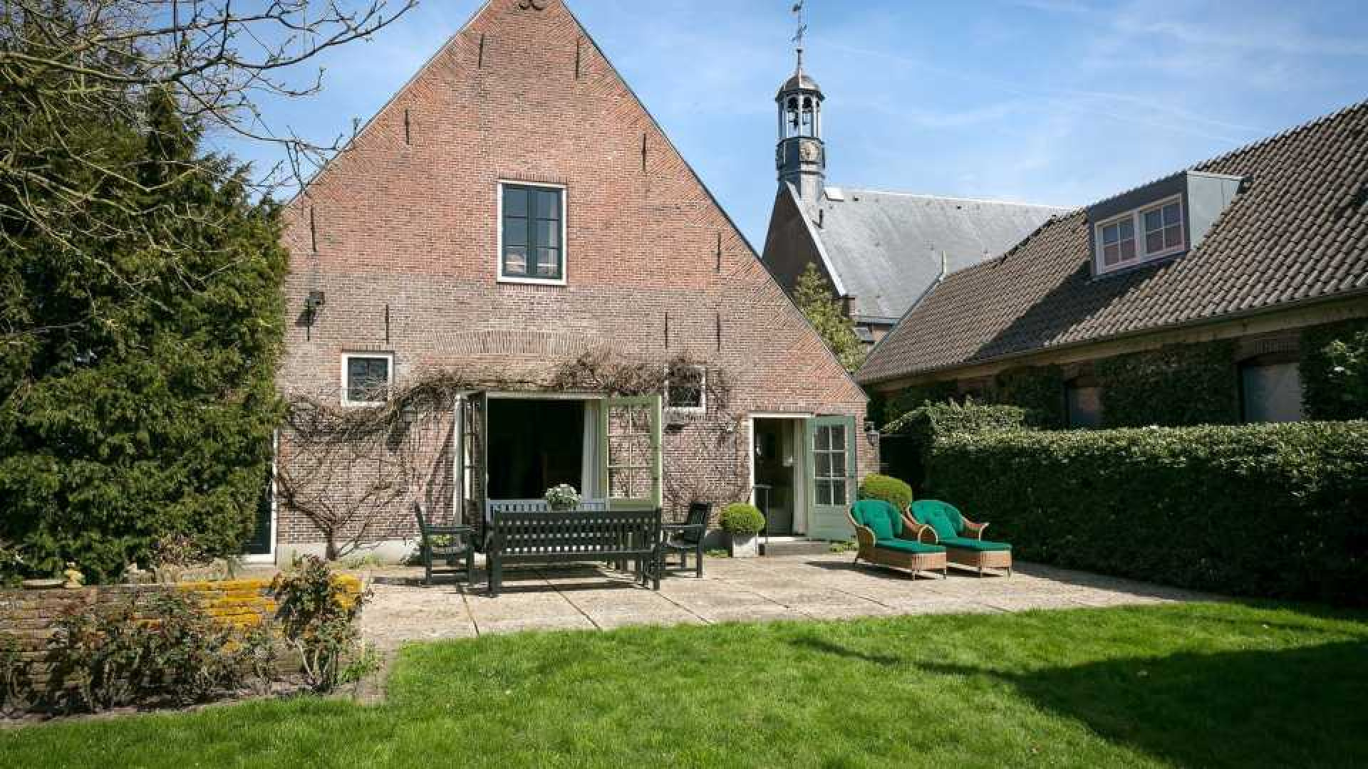 Bod uitgebracht op woonboerderij van overleden Mies Bouwman. Zie foto's 16