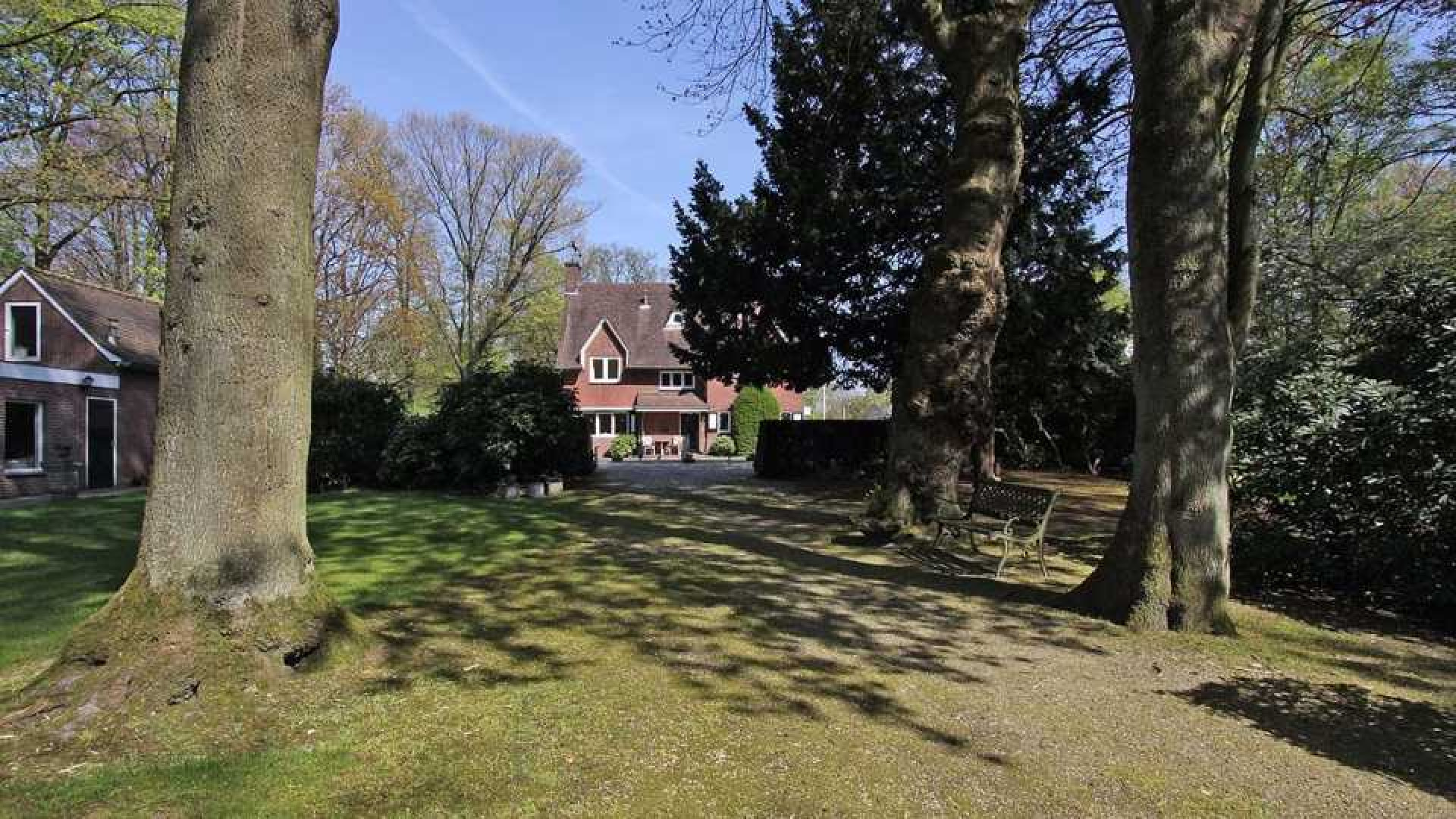 Guus Meeuwis koopt landhuis op schitterende buitenplaats in Tilburg. Zie foto's  7