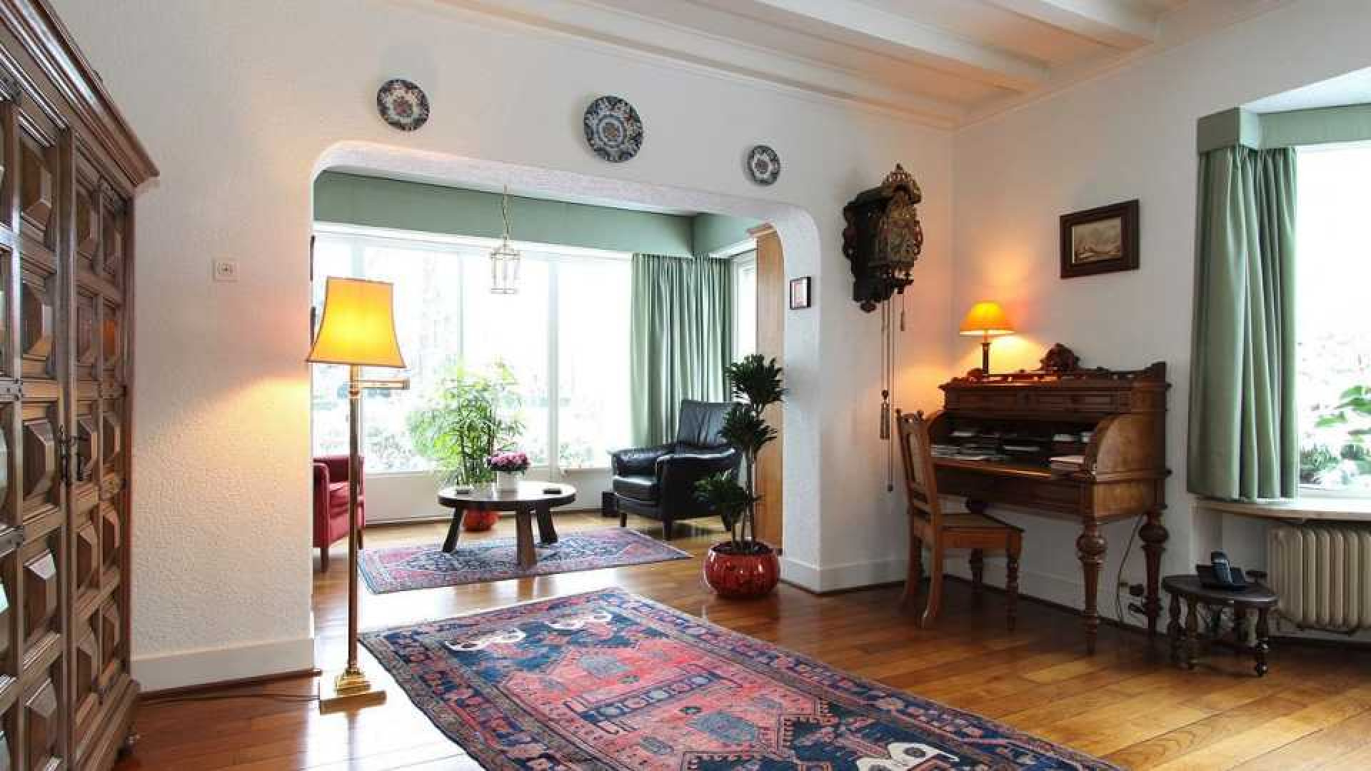 Guus Meeuwis koopt landhuis op schitterende buitenplaats in Tilburg. Zie foto's  14