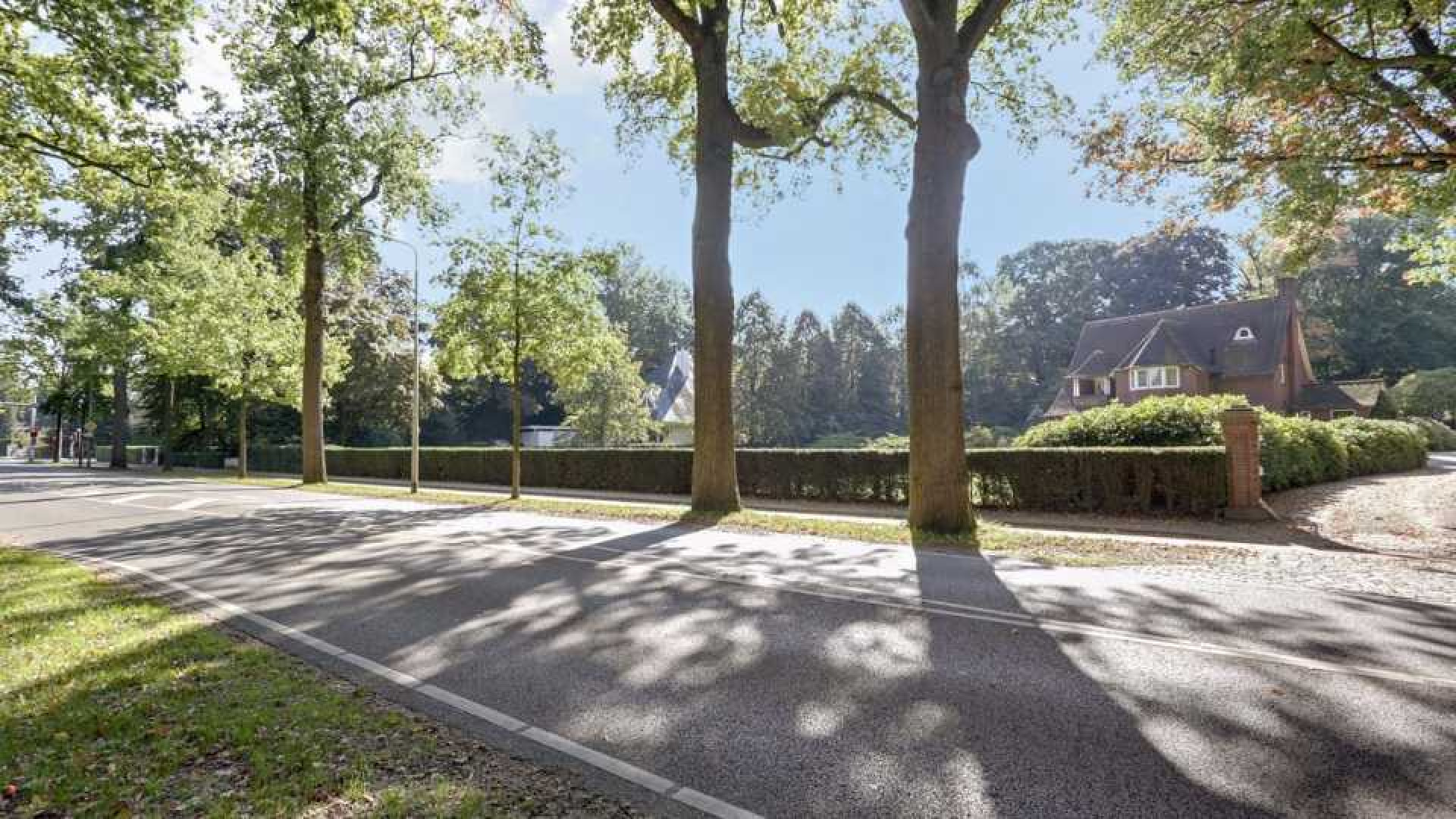 Guus Meeuwis koopt landhuis op schitterende buitenplaats in Tilburg. Zie foto's  16