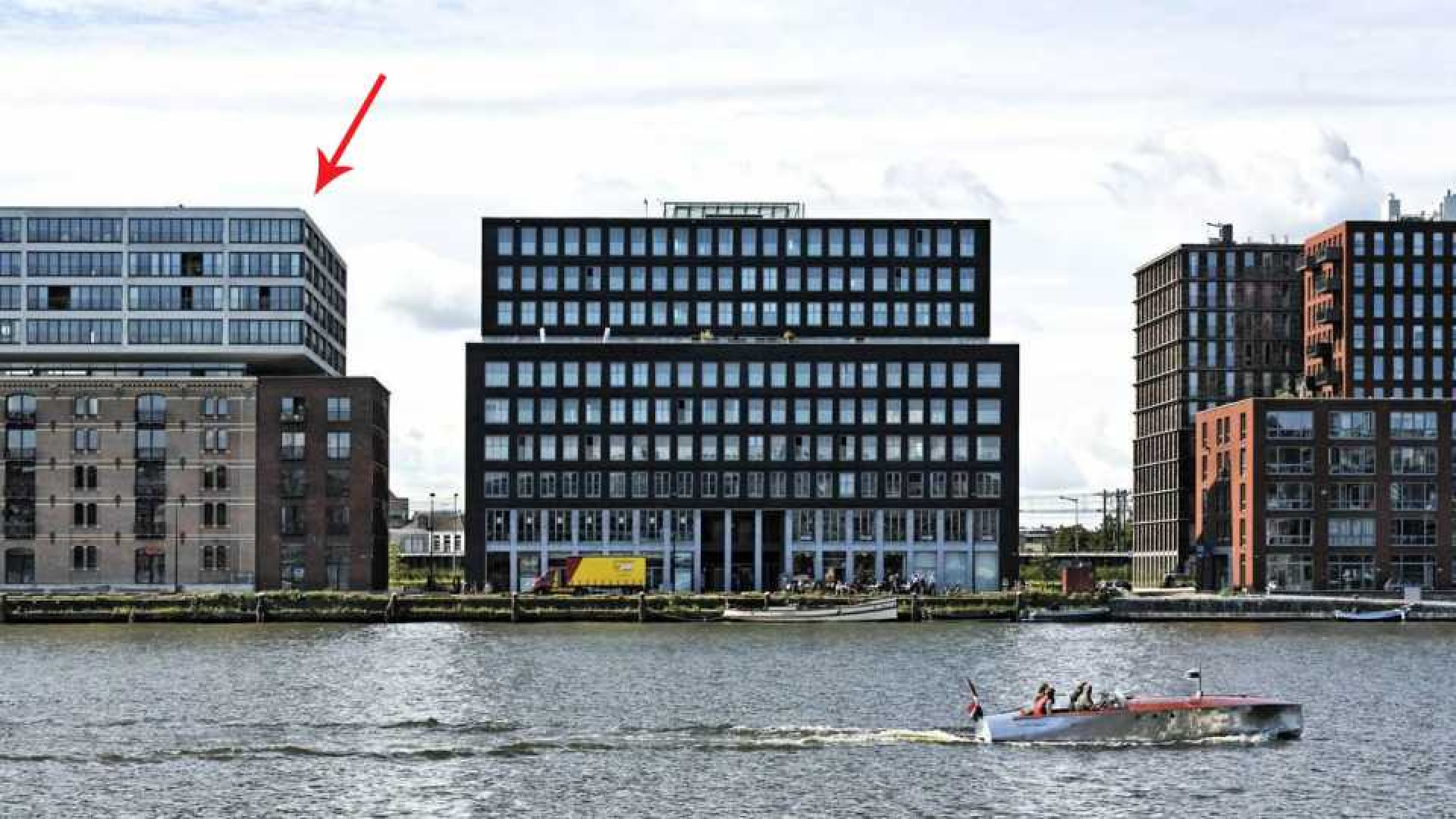 Is dit het geheime Amsterdamse appartement van Yolanthe Cabau van Kasbergen? Zie foto's 1