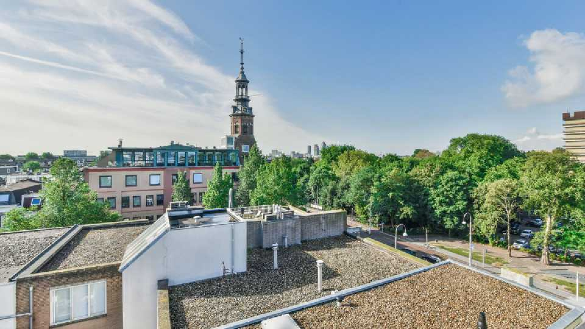 Dit appartement kocht wijlen Peter R de Vries voor zijn zoon Royce. Zie foto's 14