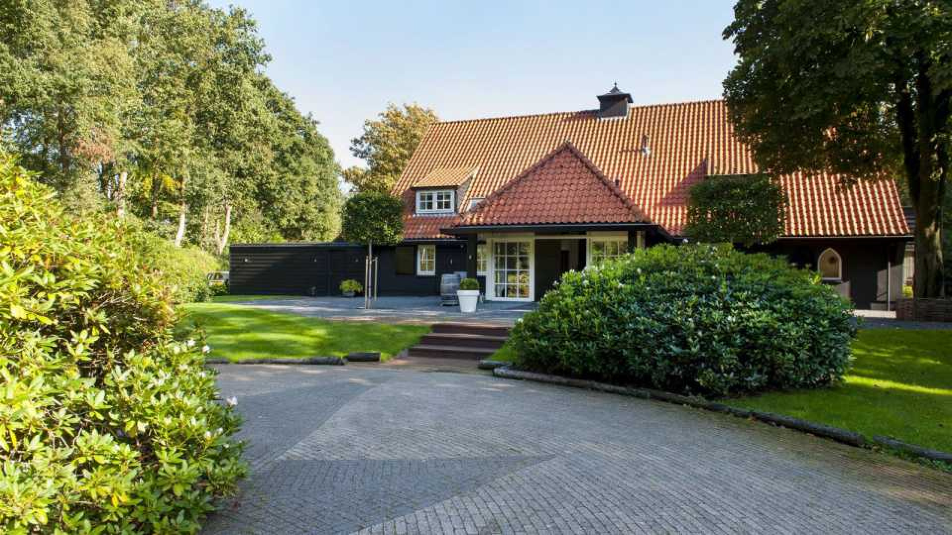 Oude villa Marco Borsato alweer in de verkoop. 1