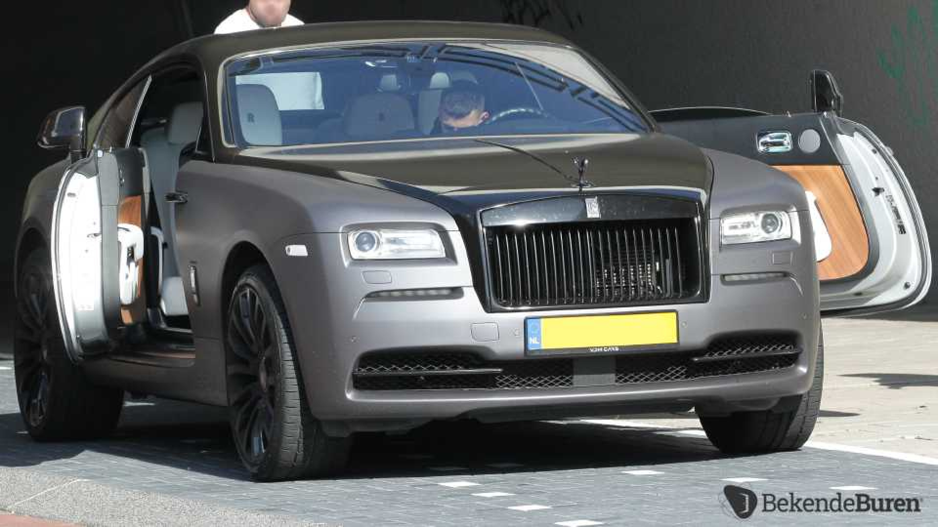 Rapper Boef the king in zijn Rolls Royce. Zie exclusieve foto's 2