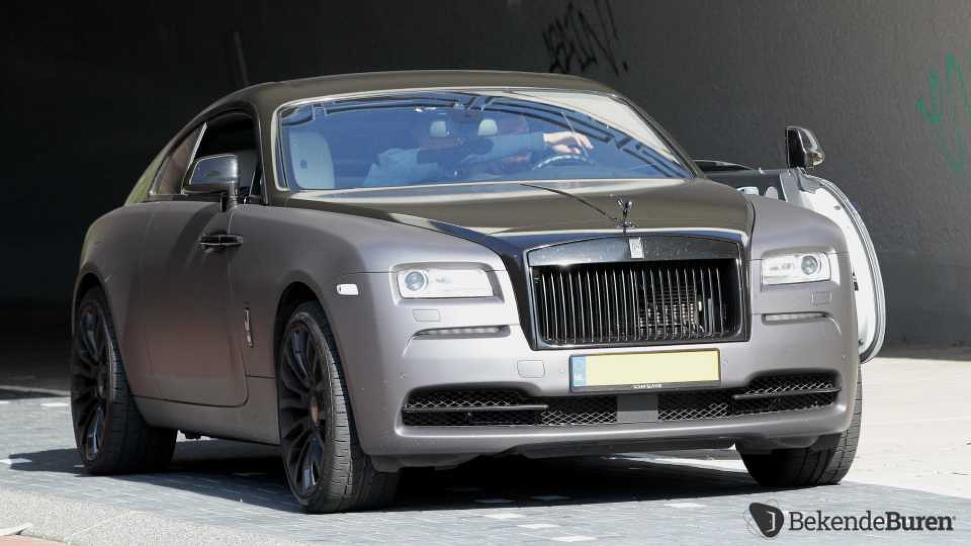 Rapper Boef the king in zijn Rolls Royce. Zie exclusieve foto's 1