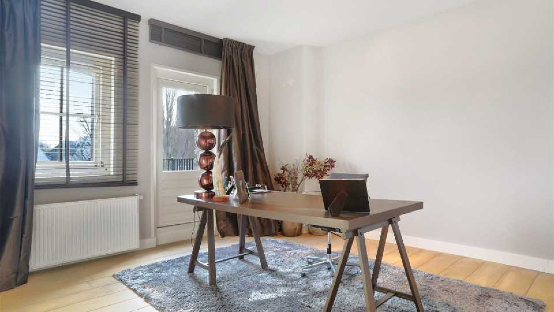 DJ Tiesto verlaagt huur van zijn luxe dubbele bovenhuis in Amsterdam. 12