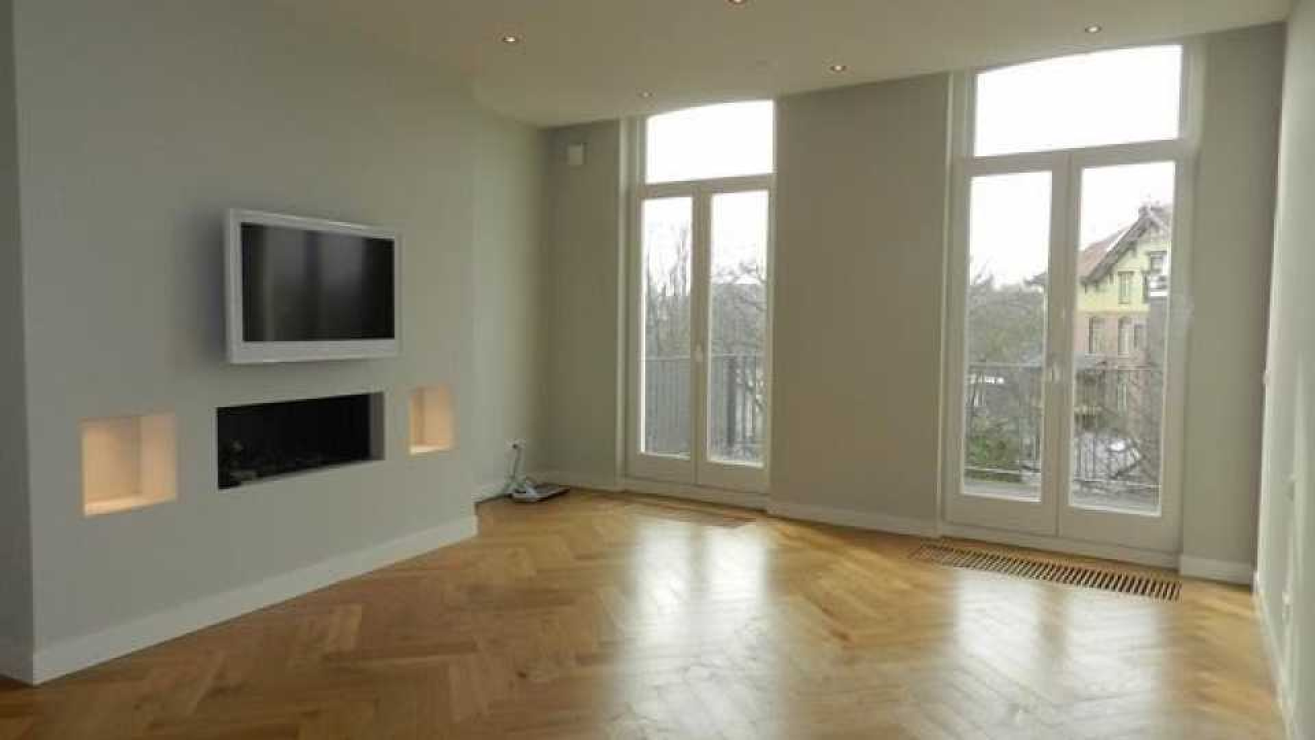 KNVB directeur Nigel de Jong heeft voor duizenden euro's per maand huurder gevonden voor dit appartement. Zie foto's 11