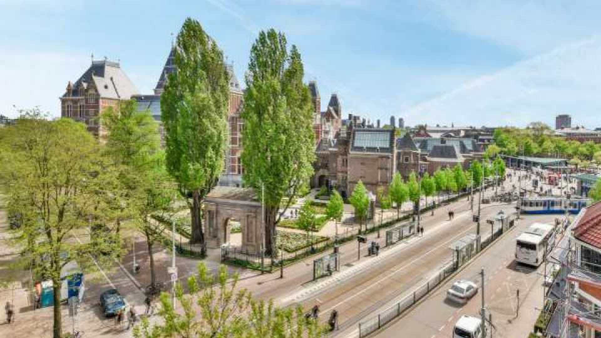 Ajax speler Matthijs de Ligt koopt luxe appartement in Museumbuurt in Amsterdam.