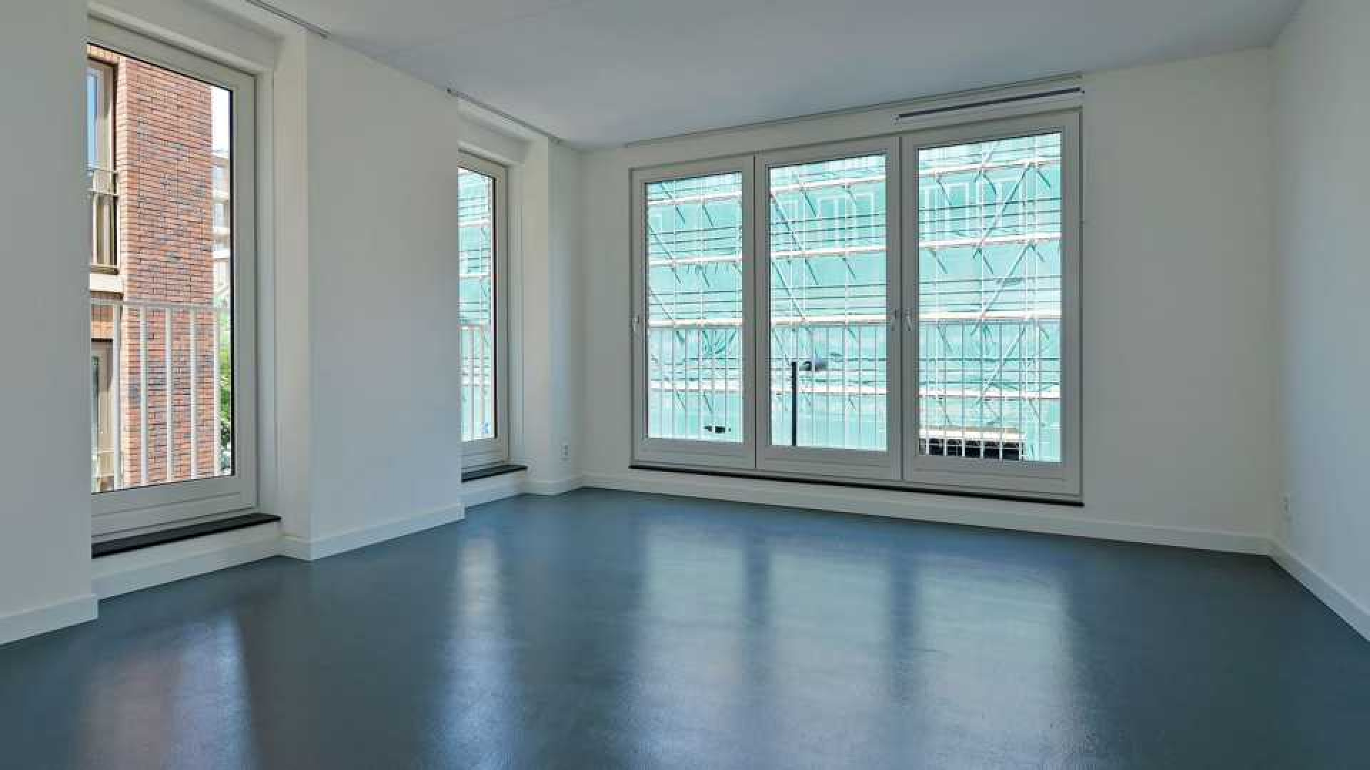 Binnenkijken in luxe appartement van Ajax aanwinst Steven Bergwijn! Zie foto's 10